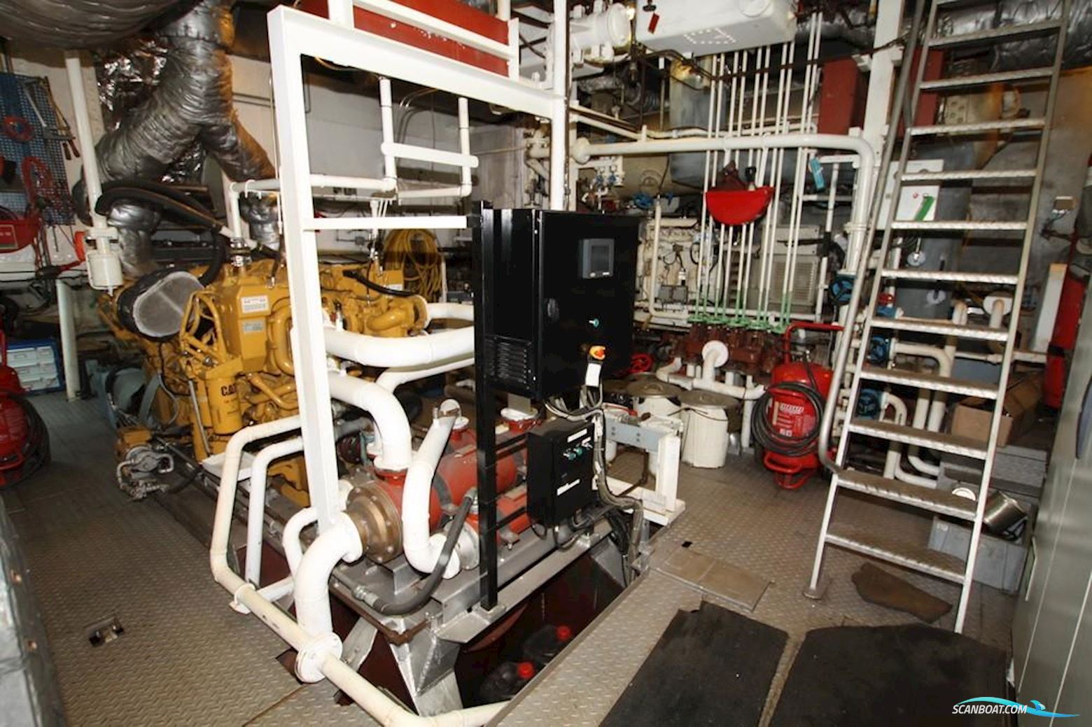 Royal Tallship 3-Mast Sail Schooner