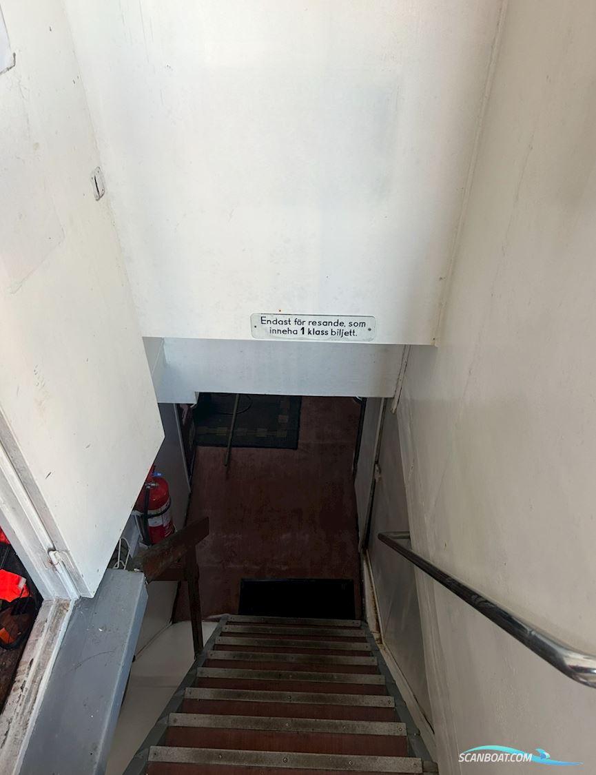 Skonare, Hus / bo Båt