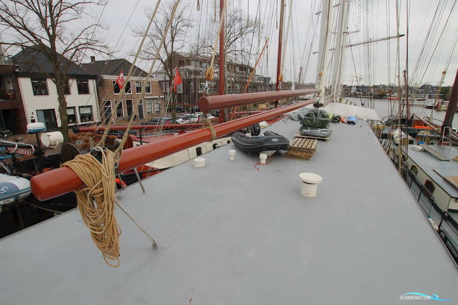 Traditional Barkentijn