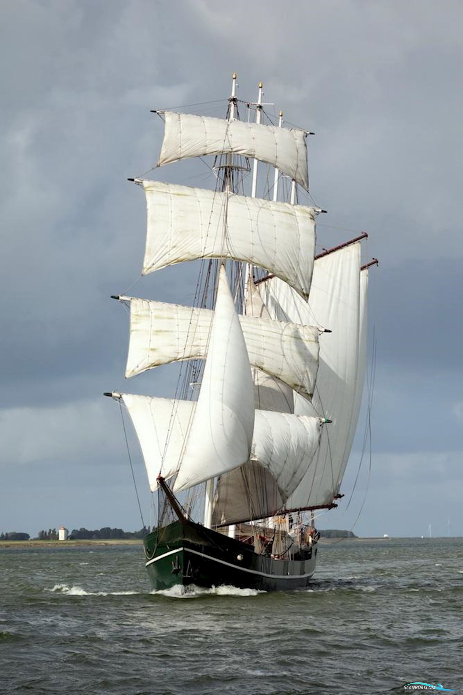 Traditional Barkentijn