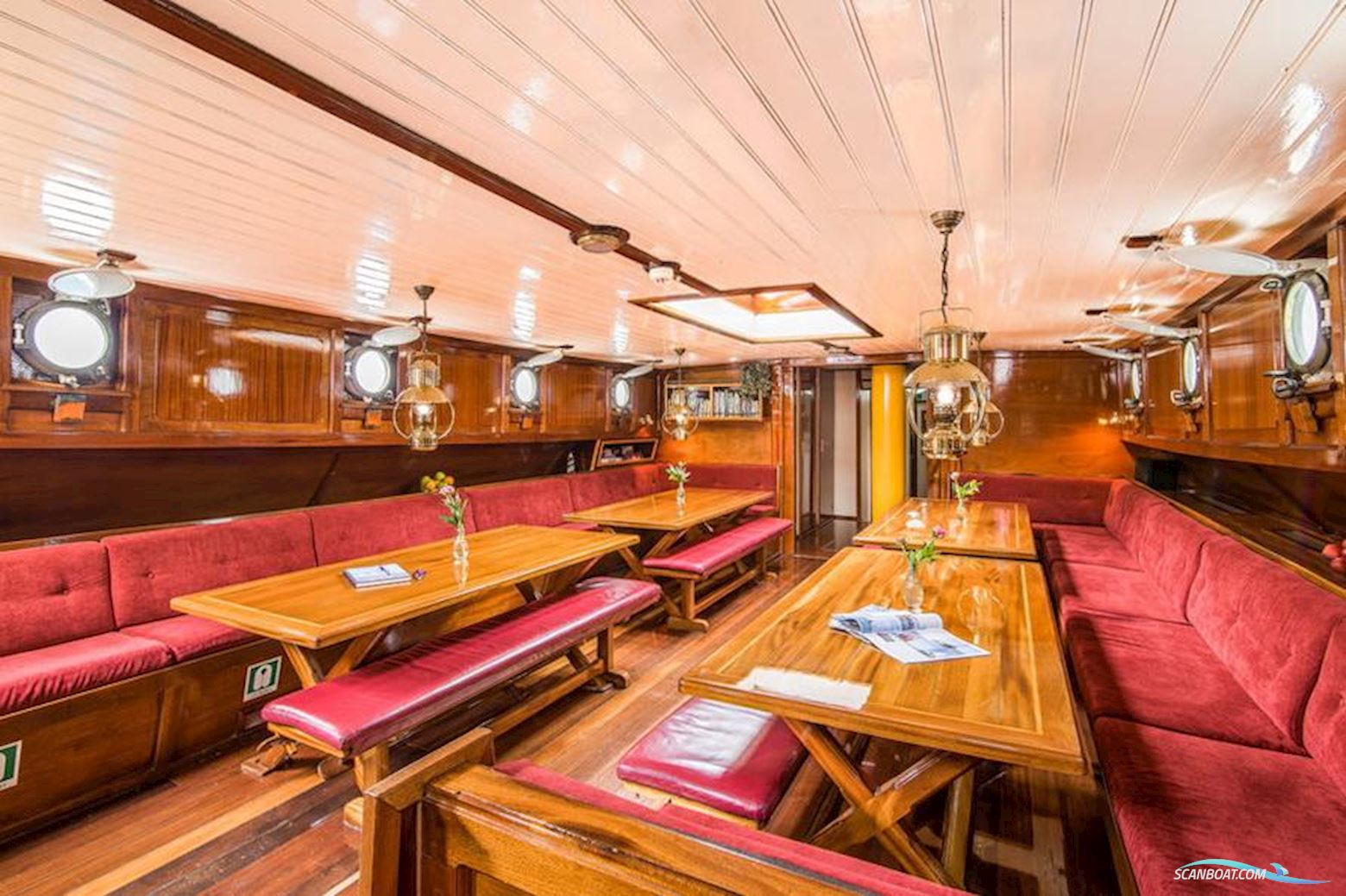 Traditional Wad- en Sontvaarder