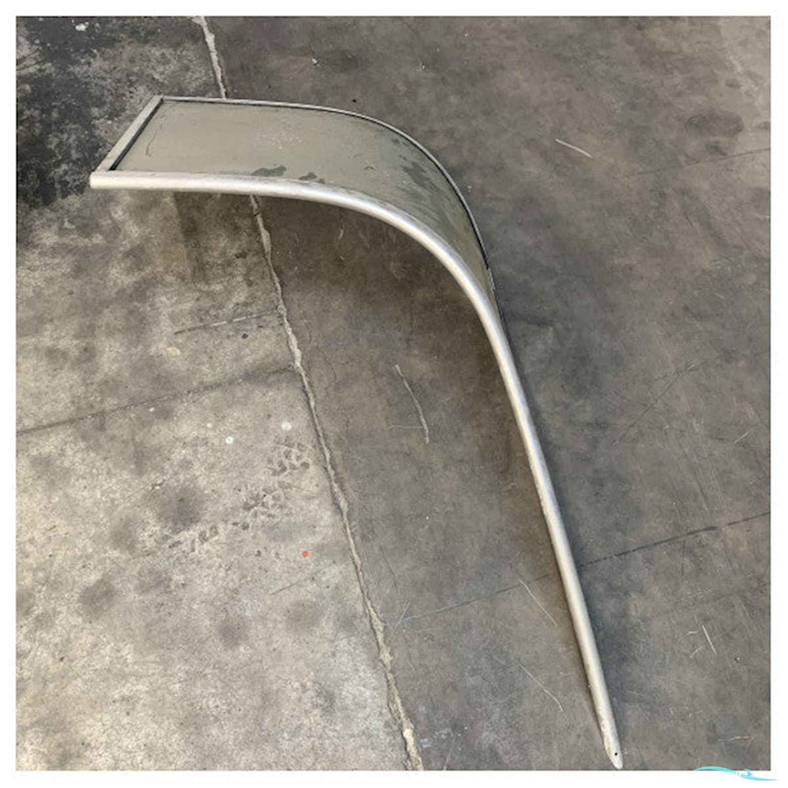 Bayliner 185 Bowrider Stbd Windshield Front Window