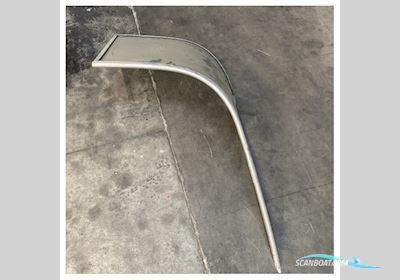 Bayliner 185 Bowrider Stbd Windshield Front Window Bootszubehör 2026, Niederlande
