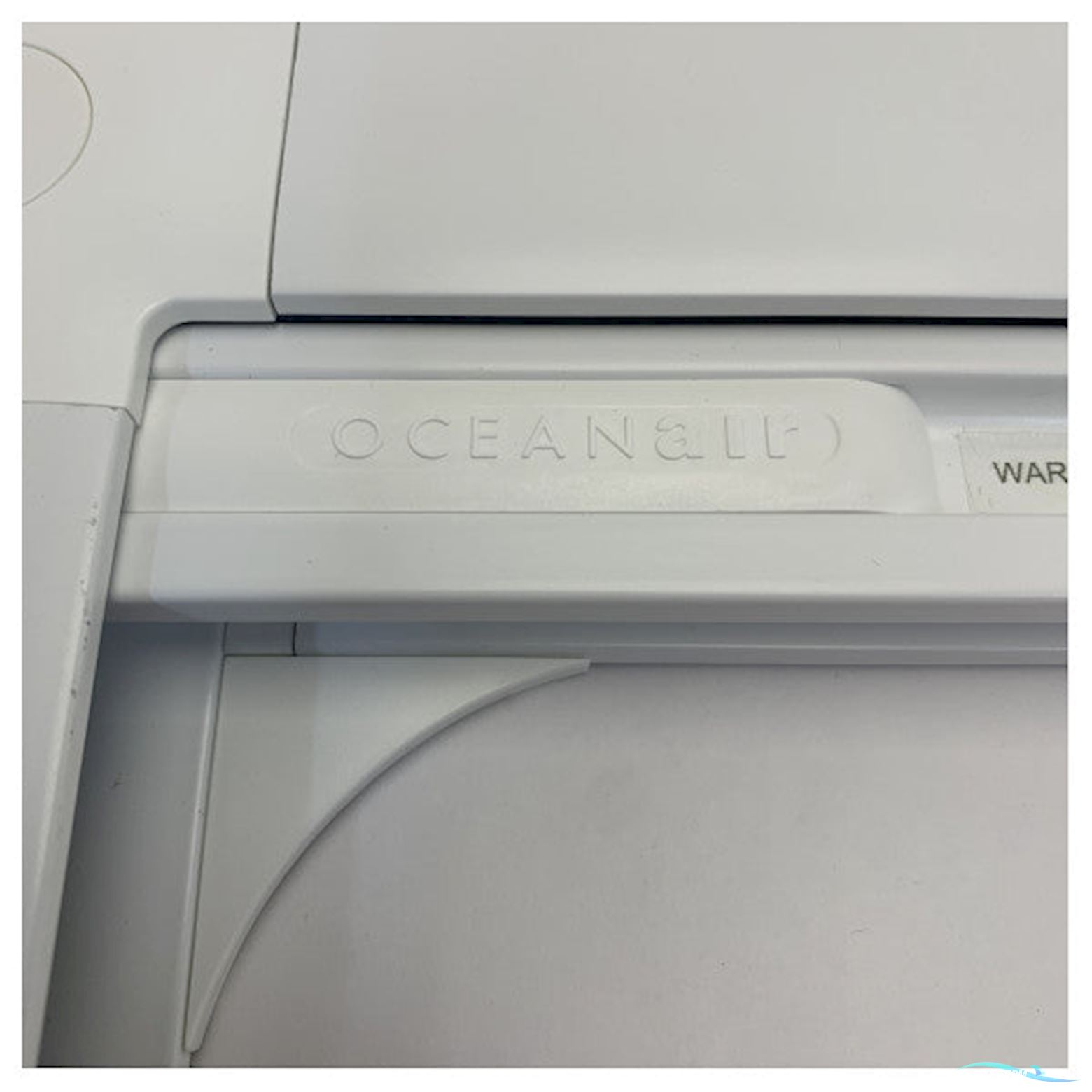 Dometic OceanAir SPA-375/335-R42 Mosquito net and blackout screen