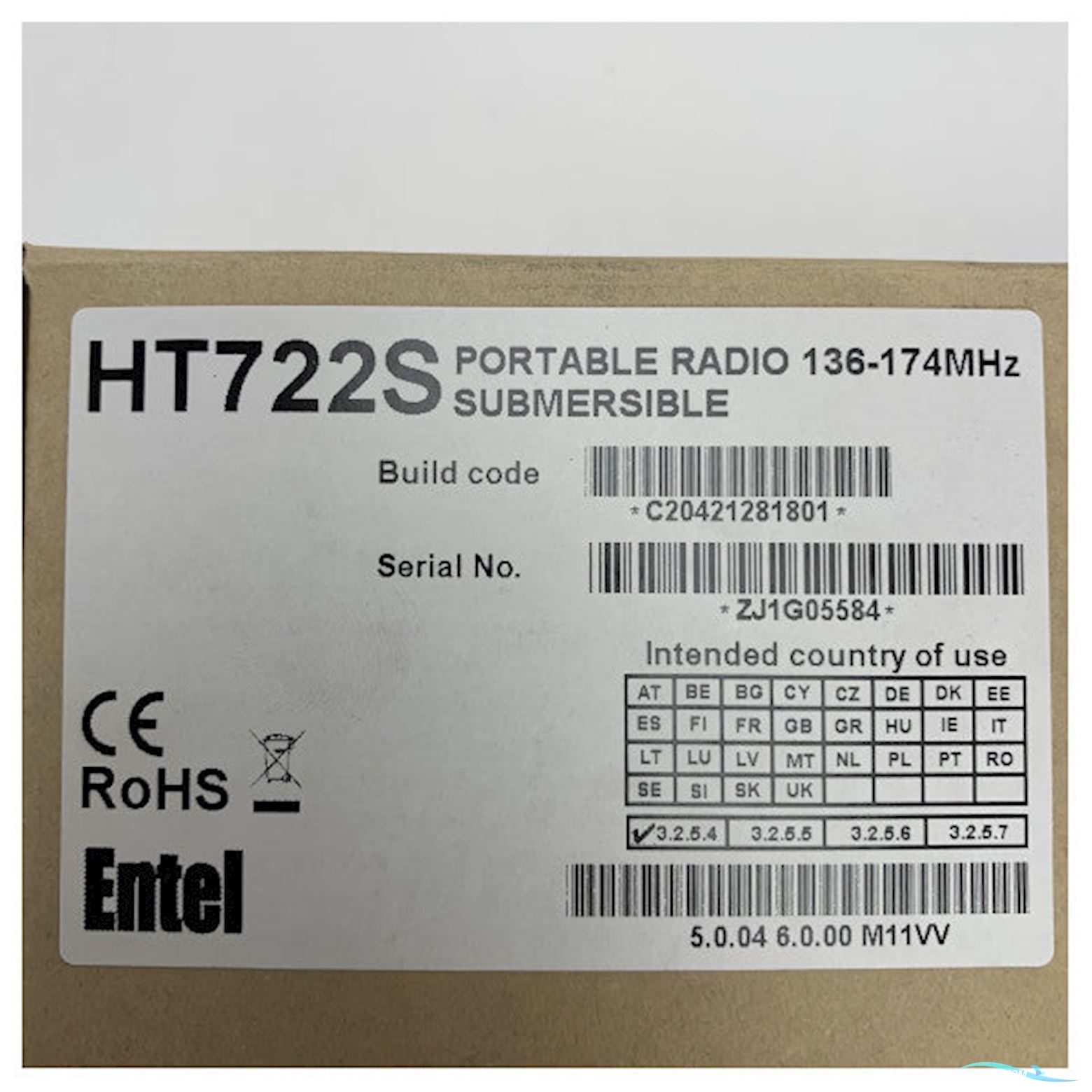 Entel HT722S Vhf High Band Marine Handheld Radio Complete Set - 136 - 174 Mhz 5W