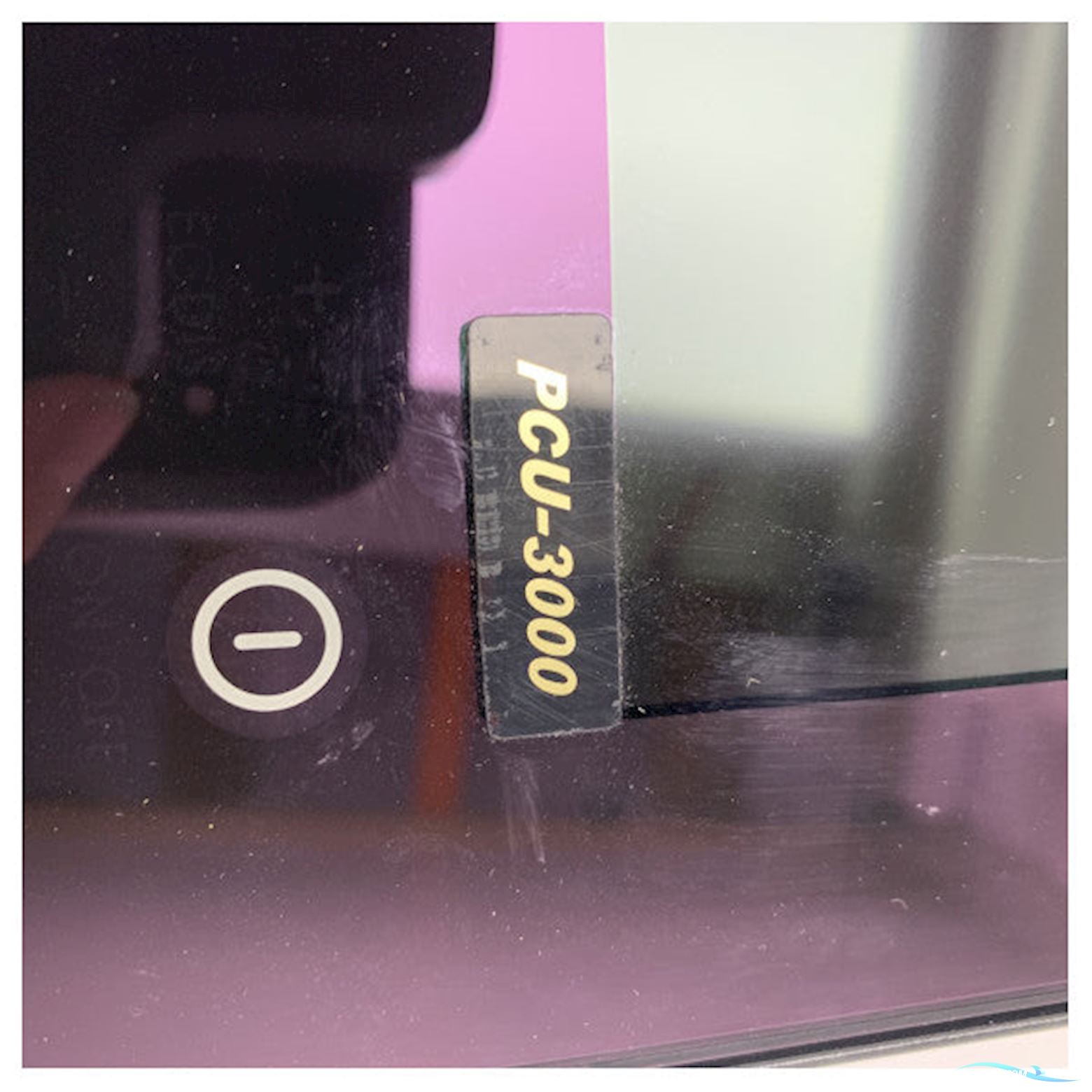 Furuno FMD-3100 with PCU-3000 Chart Display and Information System ECDIS 24 inch