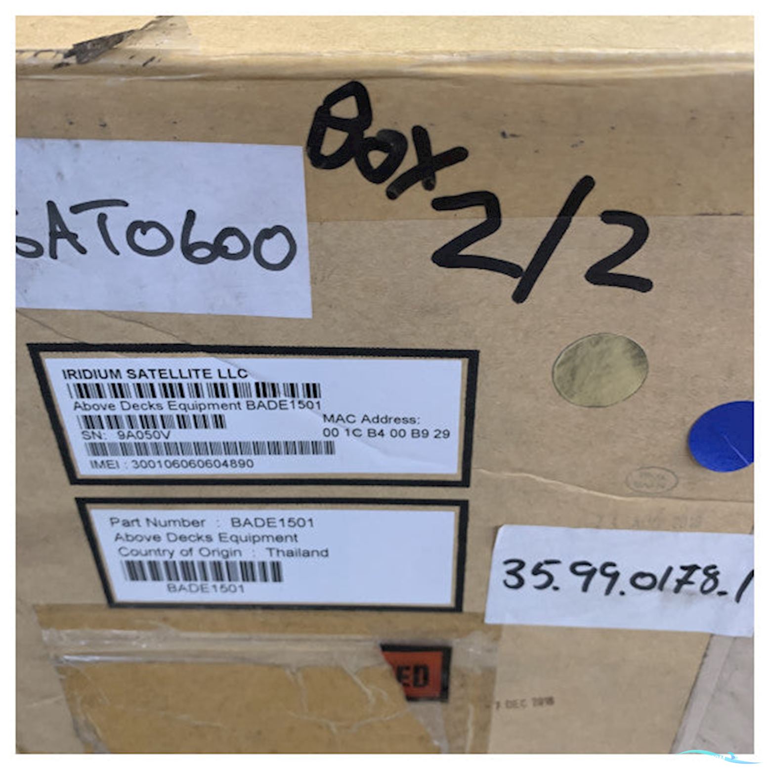 Iridium Pilot Omnidirectional Satellite Antenna Communication System