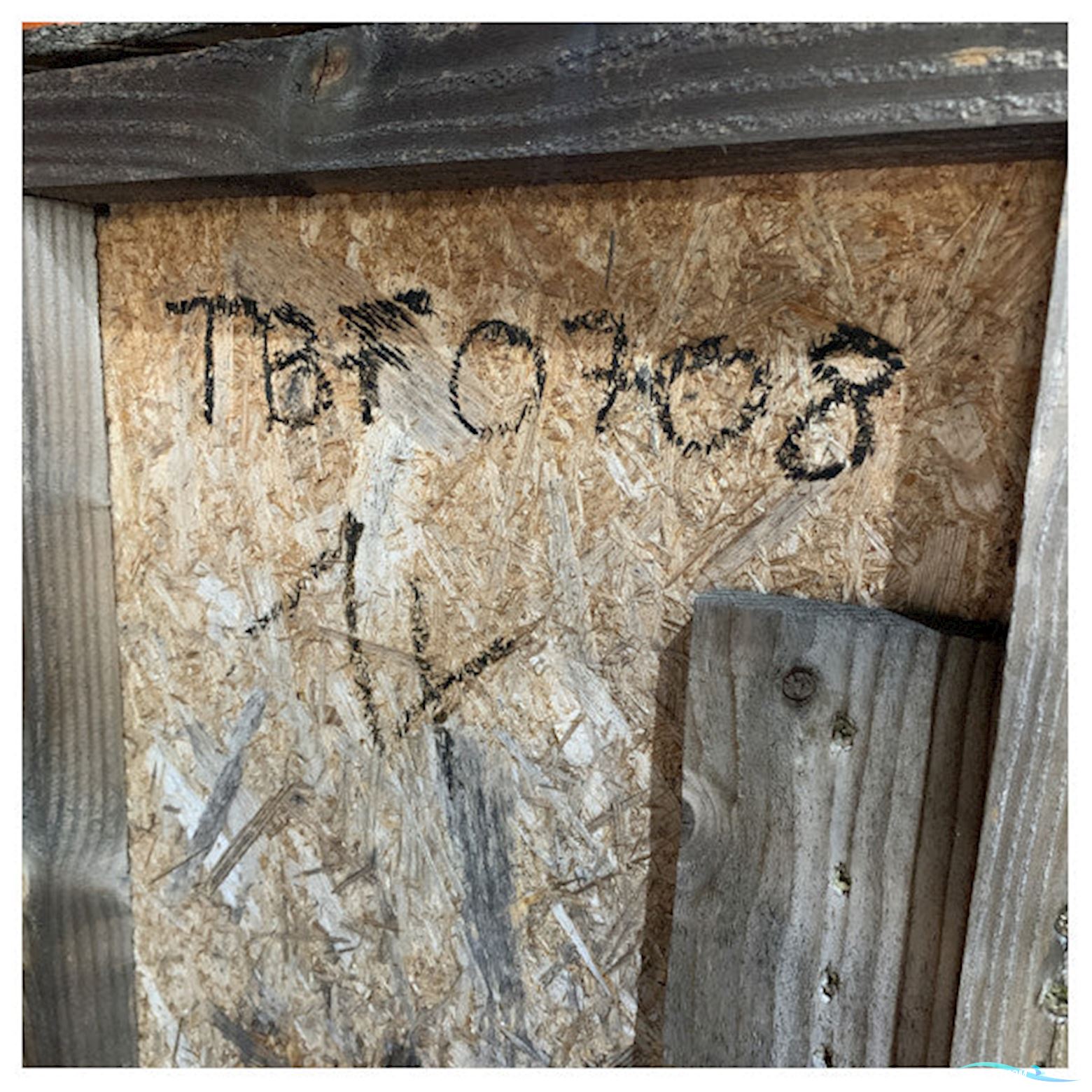 Lewmar Moody 41 Decksaloon glass opening door TBF0708 - 79075386