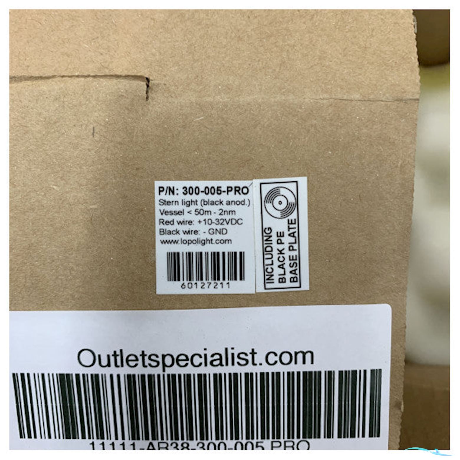 Lopolight 300-005 Pro Black Coated Marine Stern Navigation Light 12/24V