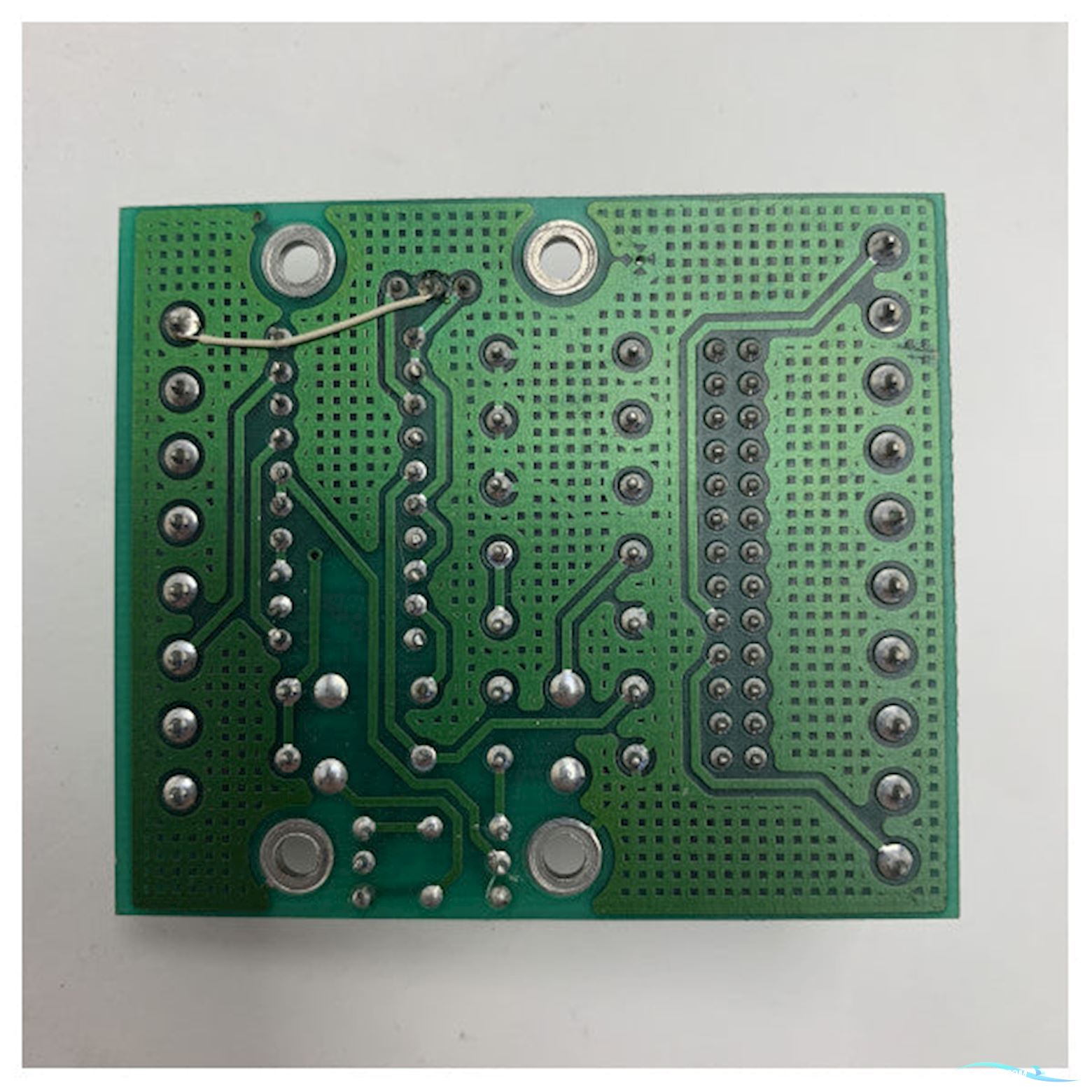 Onbekend High-Quality Scandinavian Gyro Repeater Connector Pcb For Marine Navigation Systems - PO210