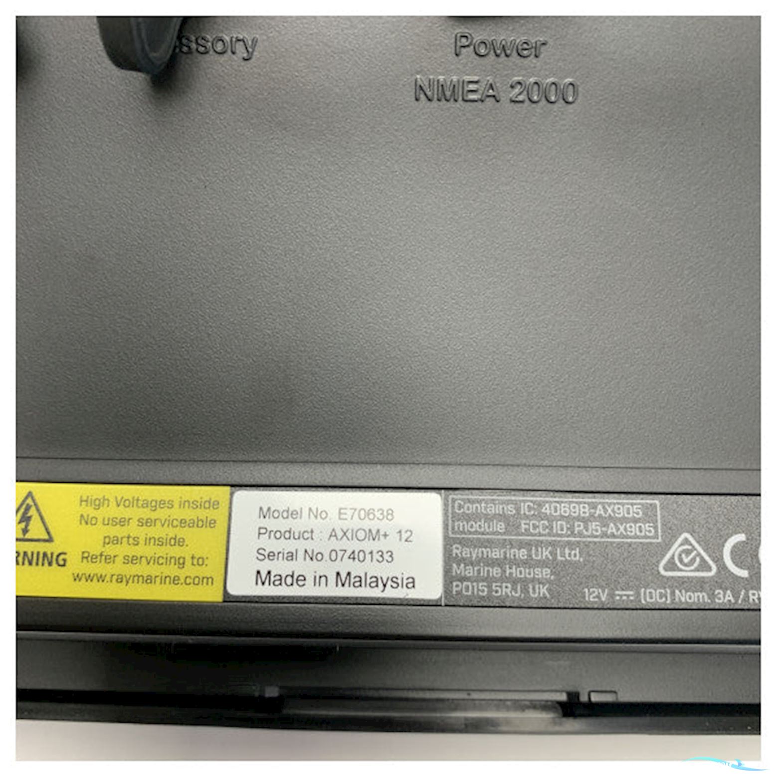 Raymarine Axiom 12 plus 12 inch multifunctional chartplotter - E70638
