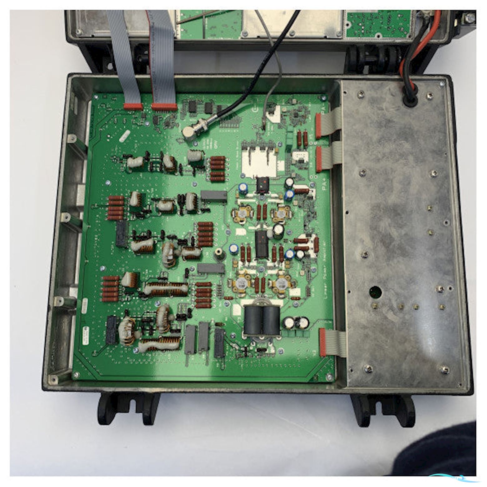 Sailor HT4610 Marine MF/HF Transceiver Unit 150W - 24V