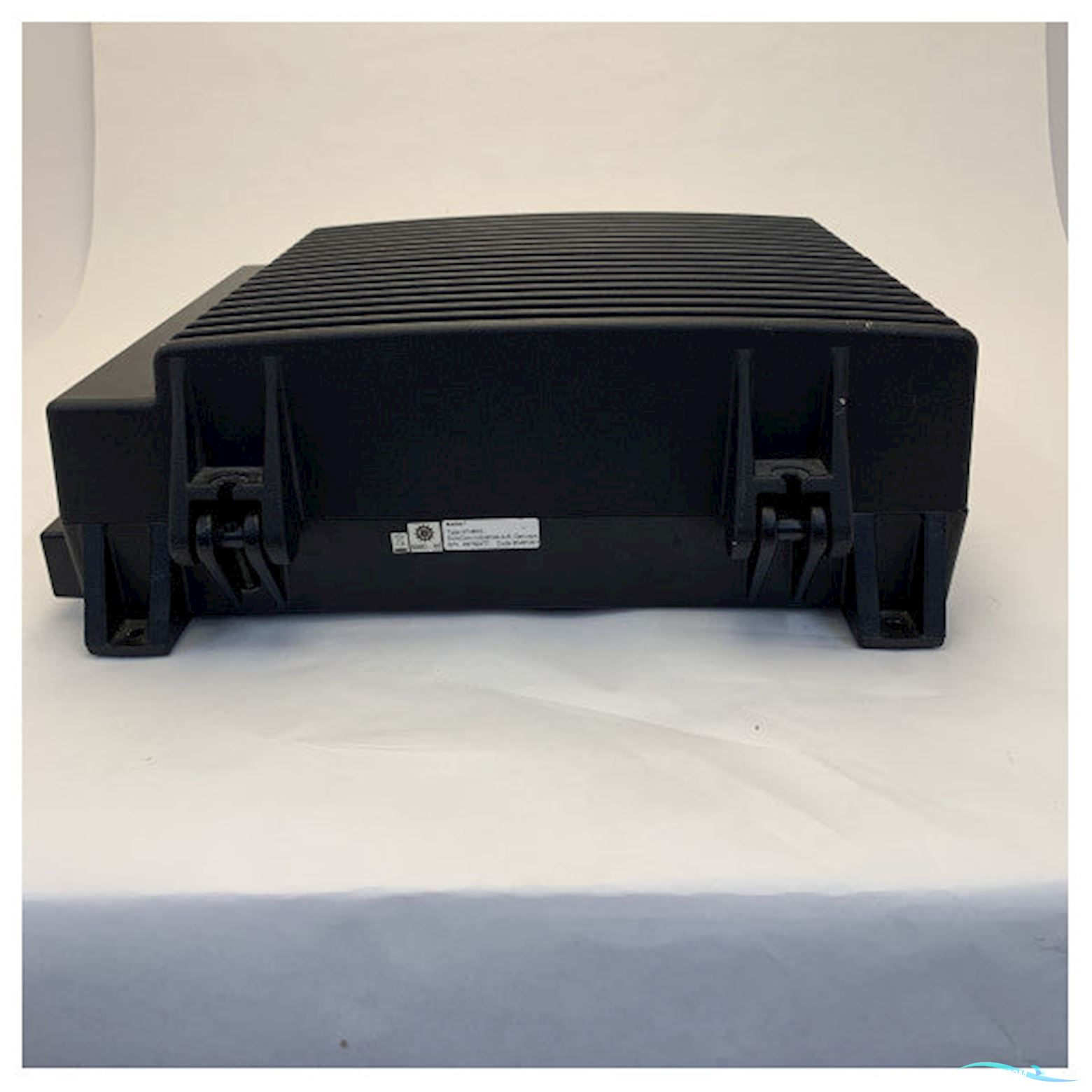 Sailor HT4610 Marine MF/HF Transceiver Unit 150W - 24V