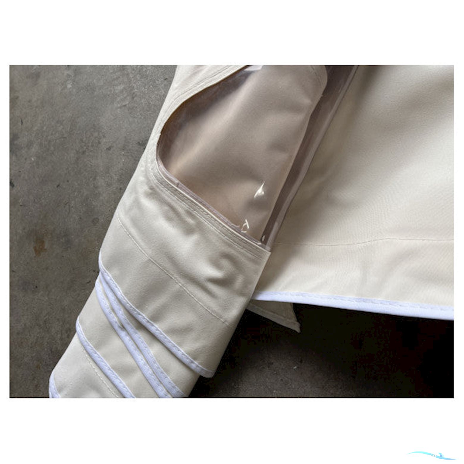 Sessa Marine Oyster 40 beige cockpit | aft cover original