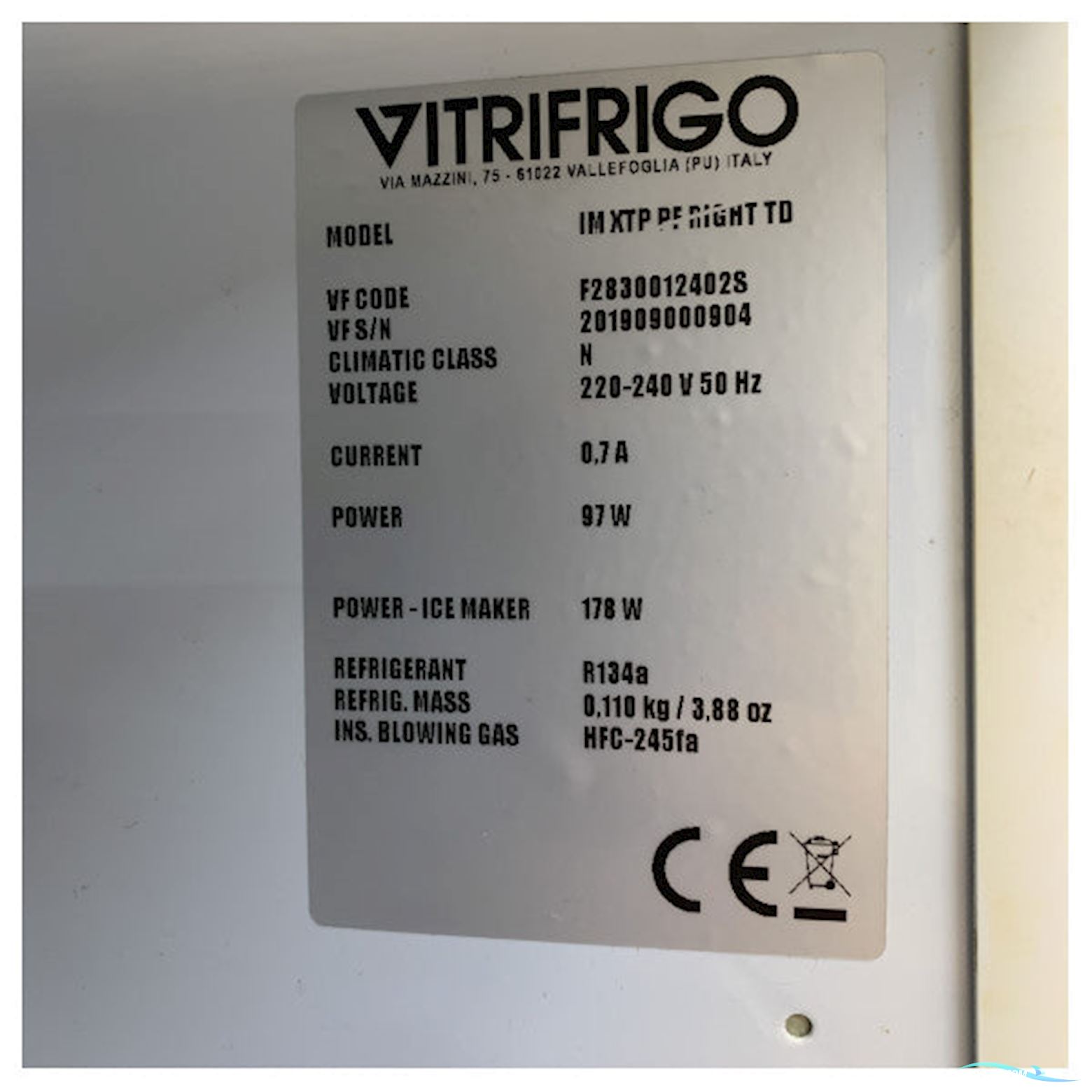 Vitrifrigo IM XTP Build-In Stainless Steel Marine Ice Maker 230V - F2830012402S