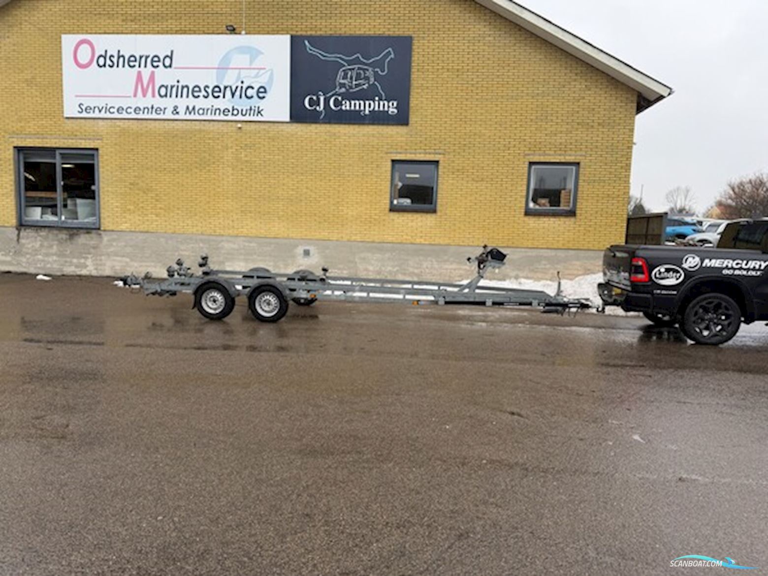 242500TB SR - 2500KG Premium Bådtrailer m/ SUPERRULLER