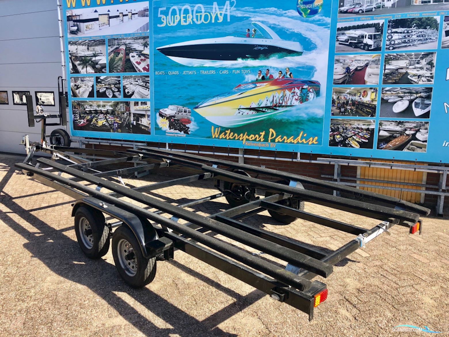 Pontoontrailer Stallingstrailer