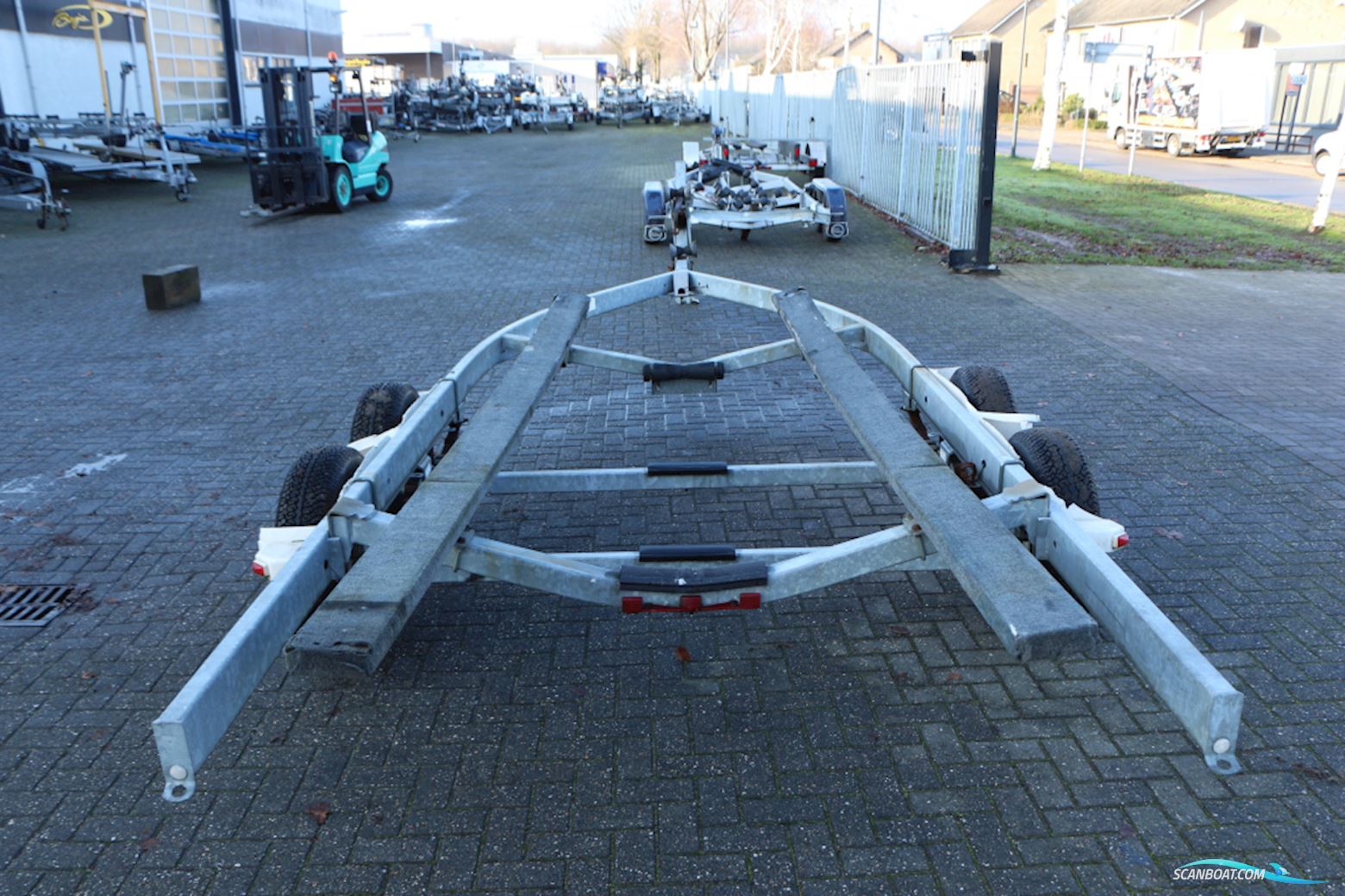 Stallingstrailer 2-asser zonder kenteken