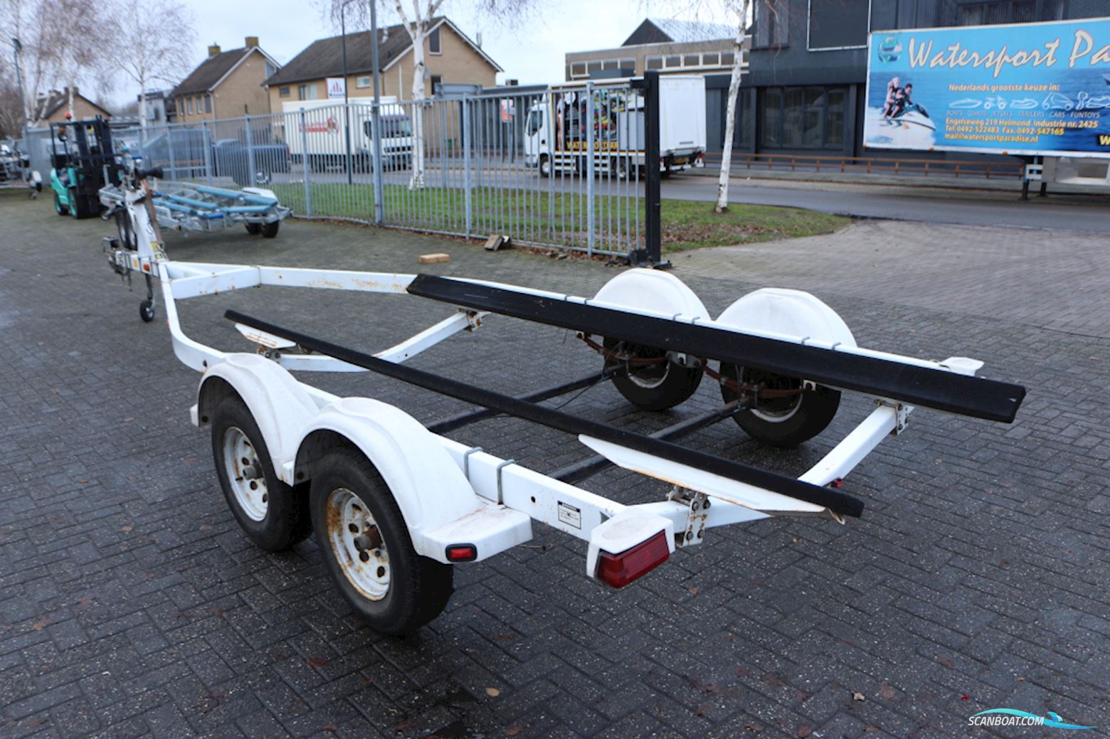 Usa Stallingstrailer 2-Asser