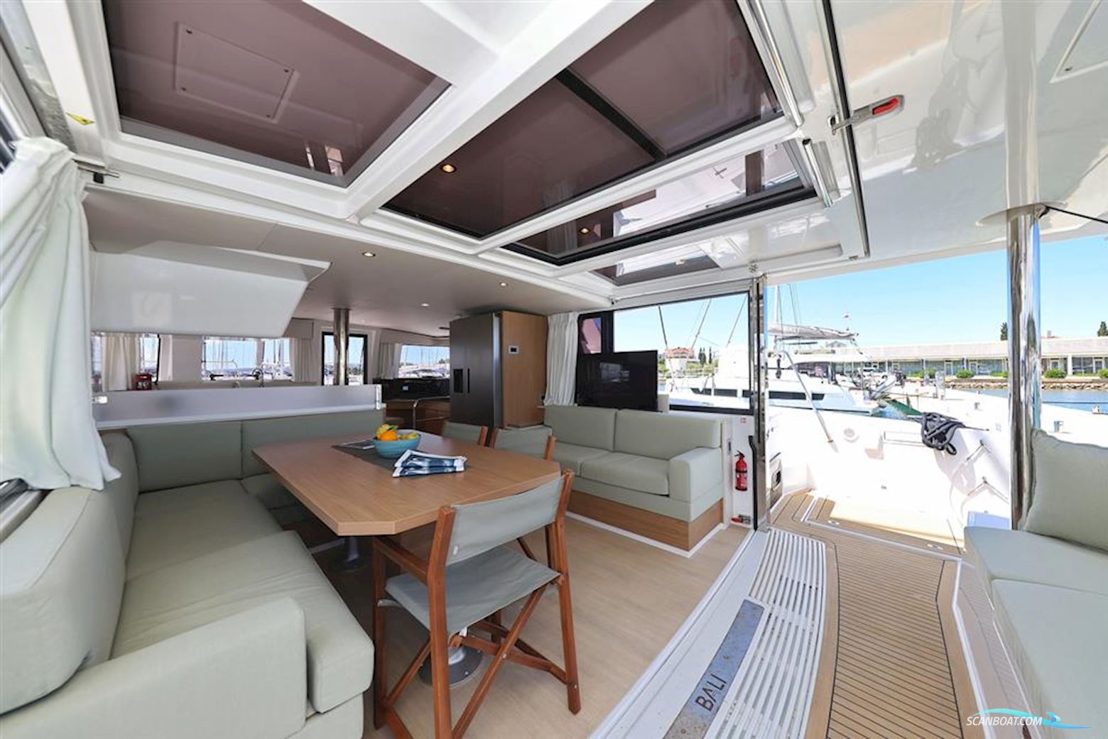 Bali Catamarans 4.4