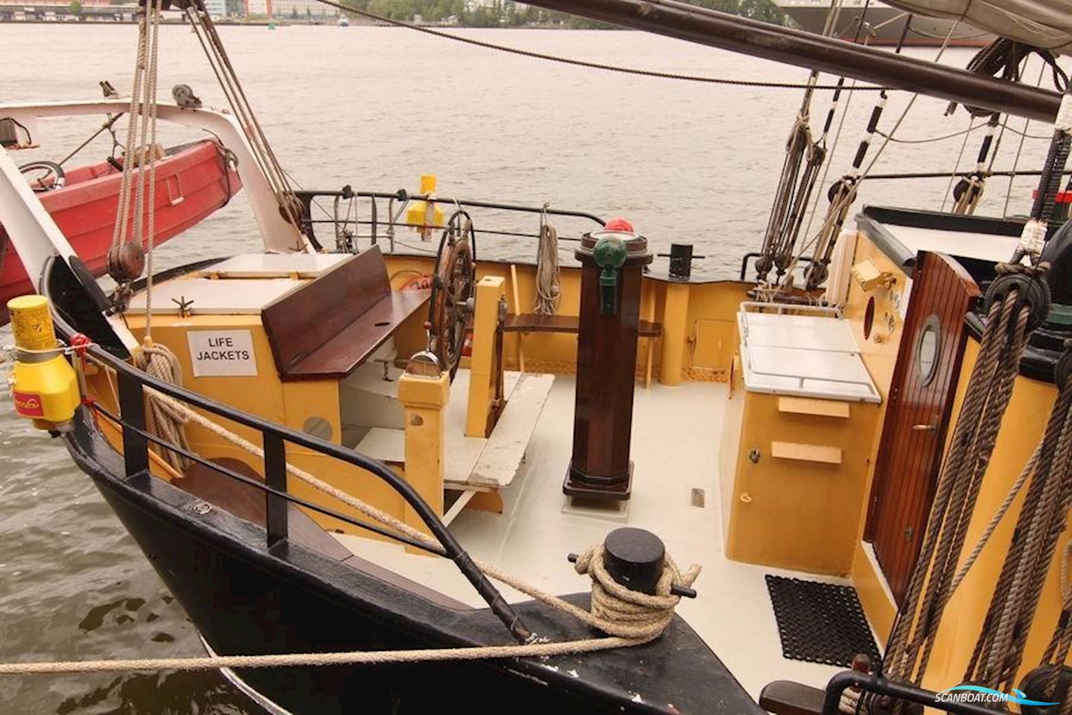Clipper Schooner