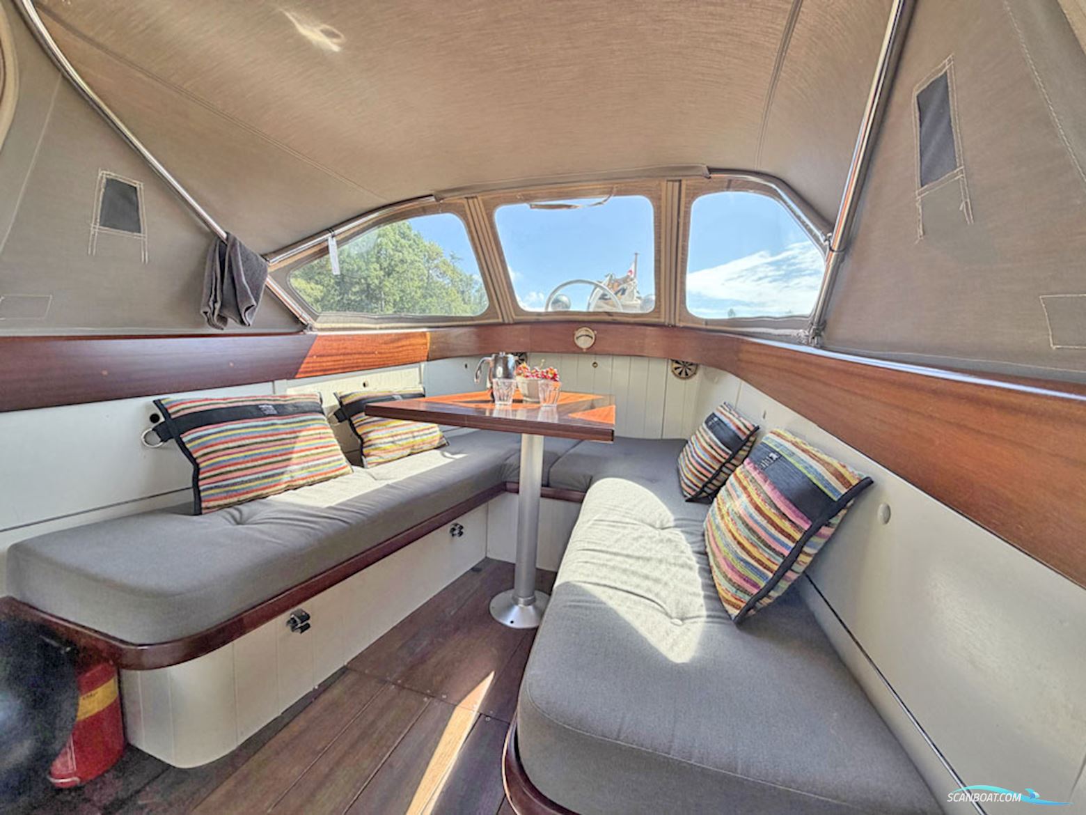 ex Marine Motorsloep 30