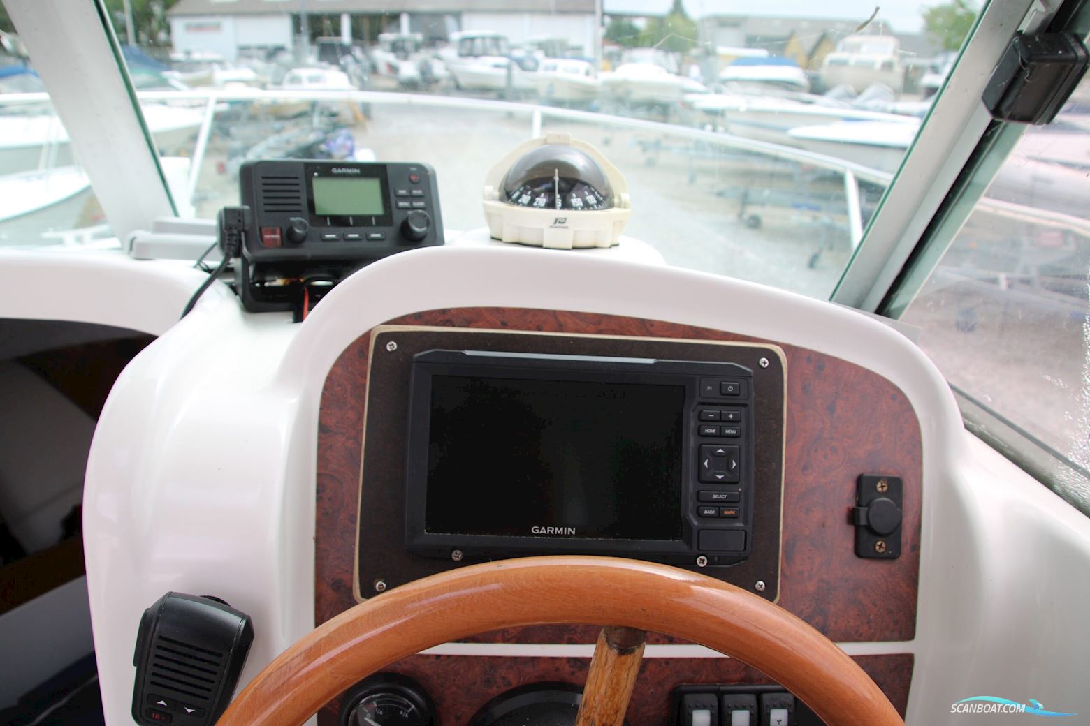 Jeanneau 635 Merry Fisher