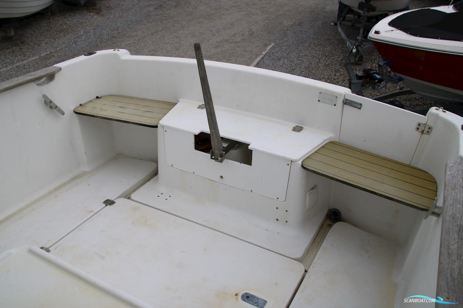 Jeanneau 635 Merry Fisher