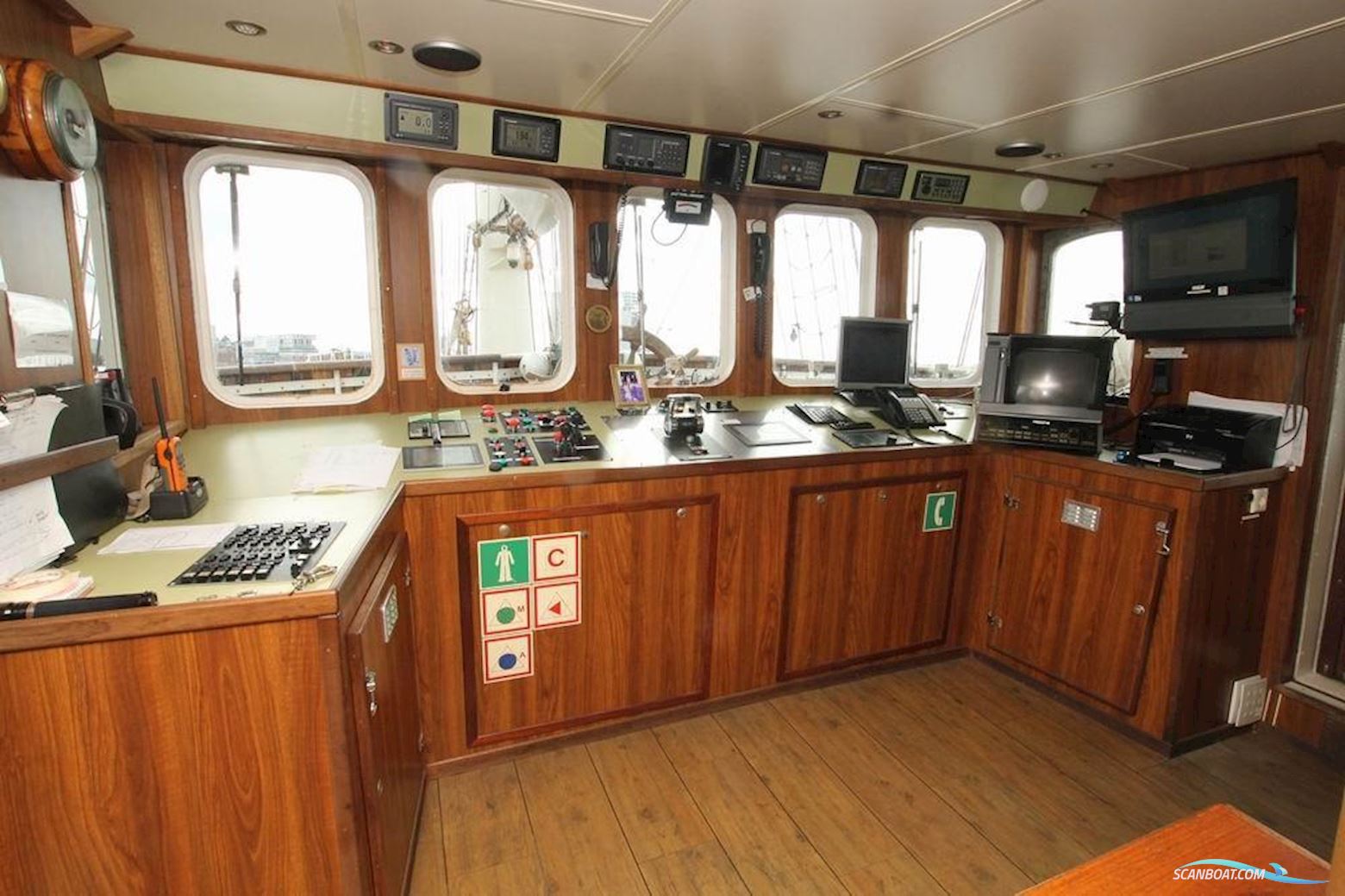 Royal Tallship 3-Mast Sail Schooner