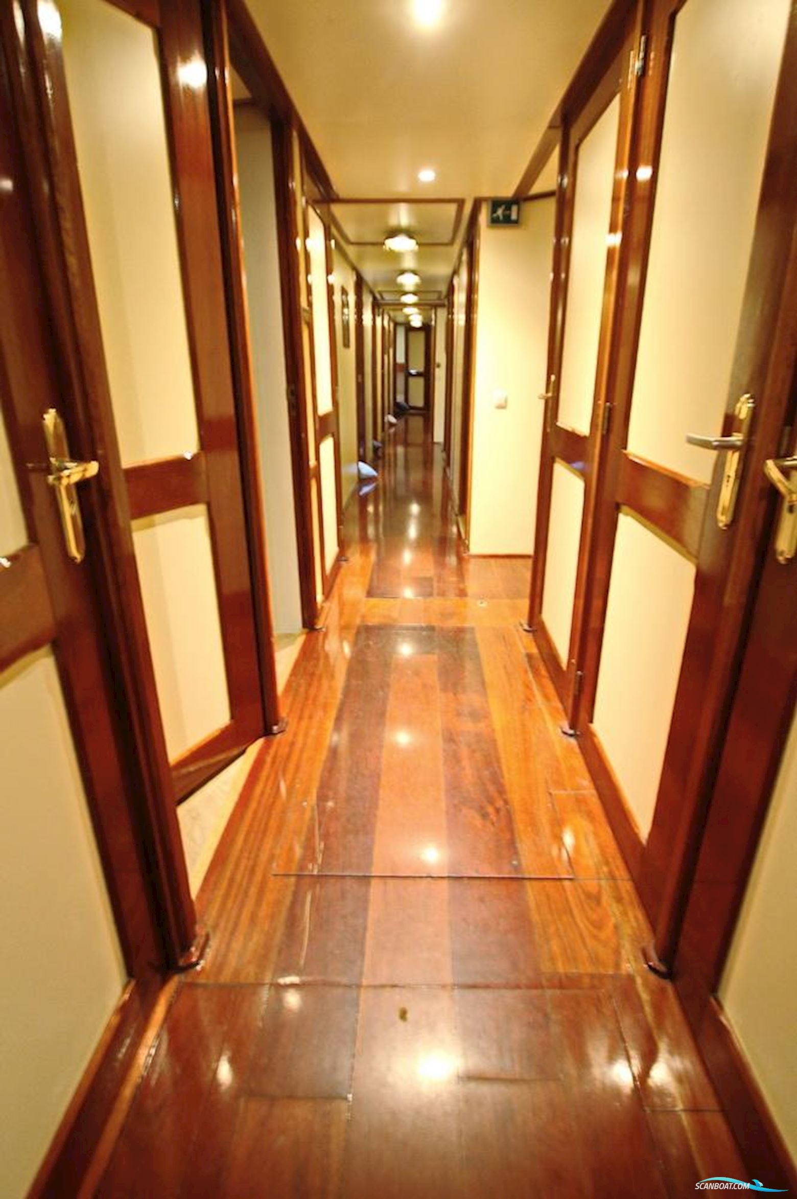 Traditional Barkentijn