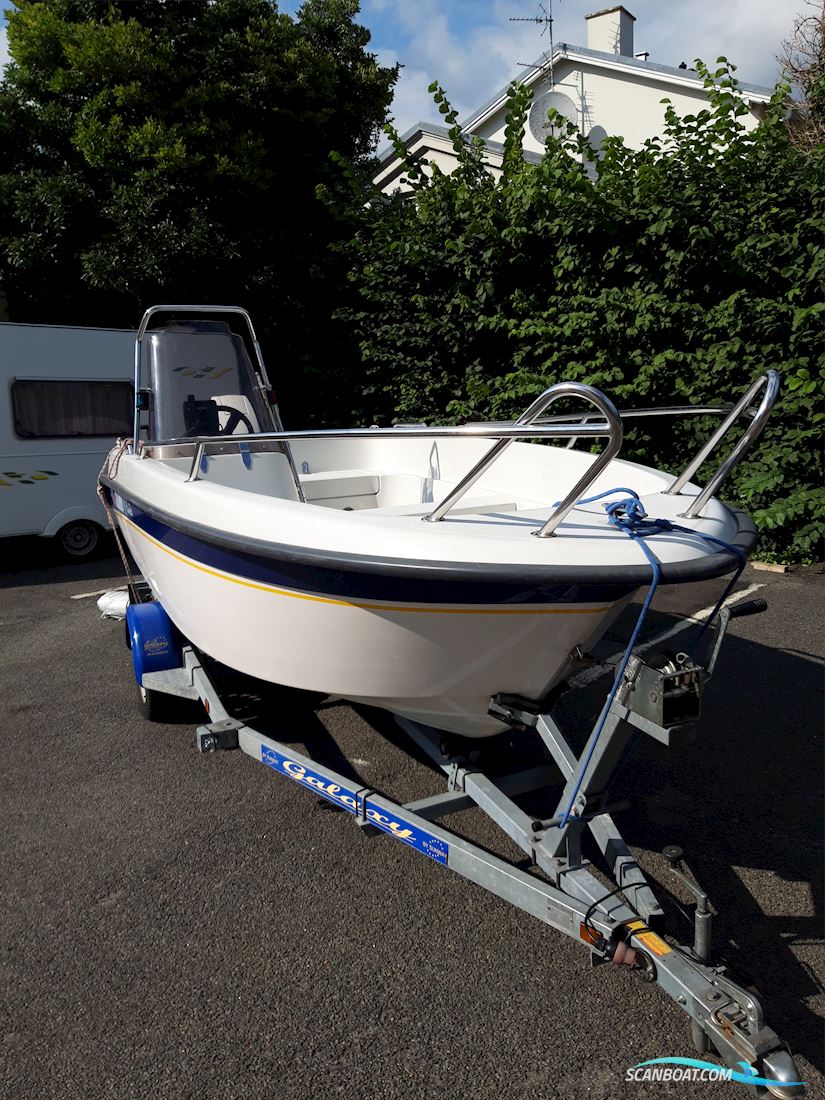 Askeladden 445 Hunter Dinghy 2003, with Johnson engine, Denmark