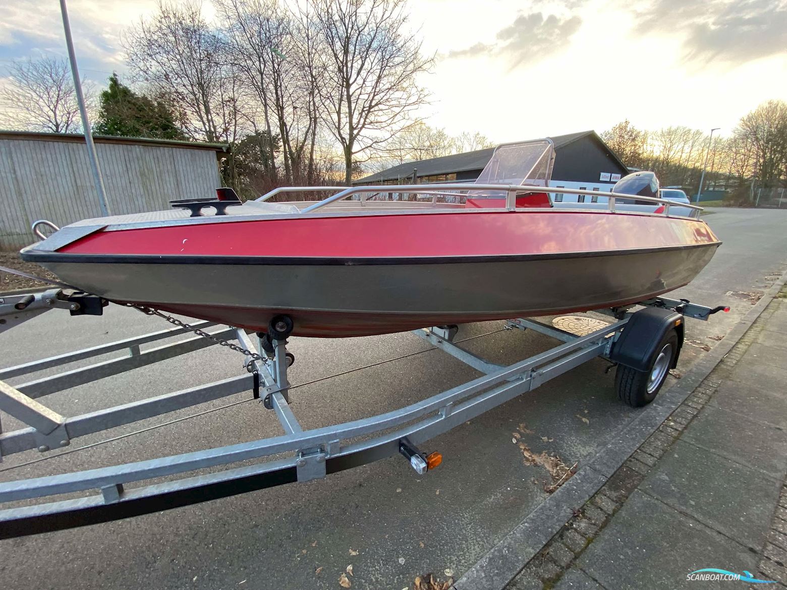 Buster L med 100 hk Yamaha