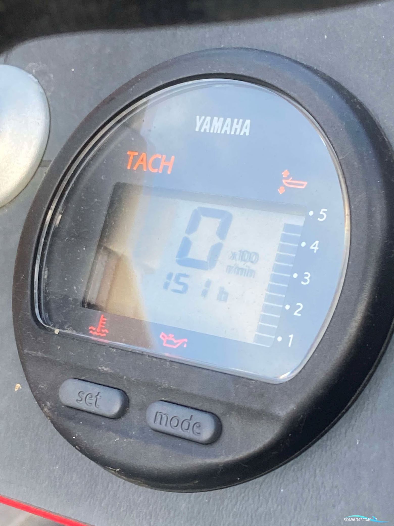 Buster L med 100 hk Yamaha