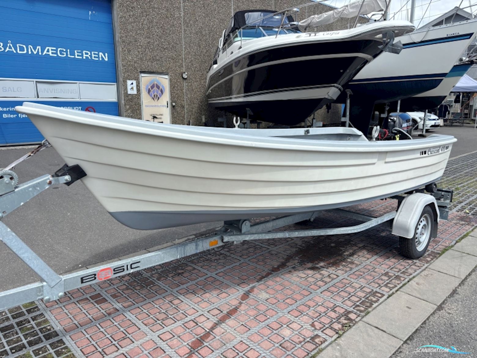 Crescent 410 jolle