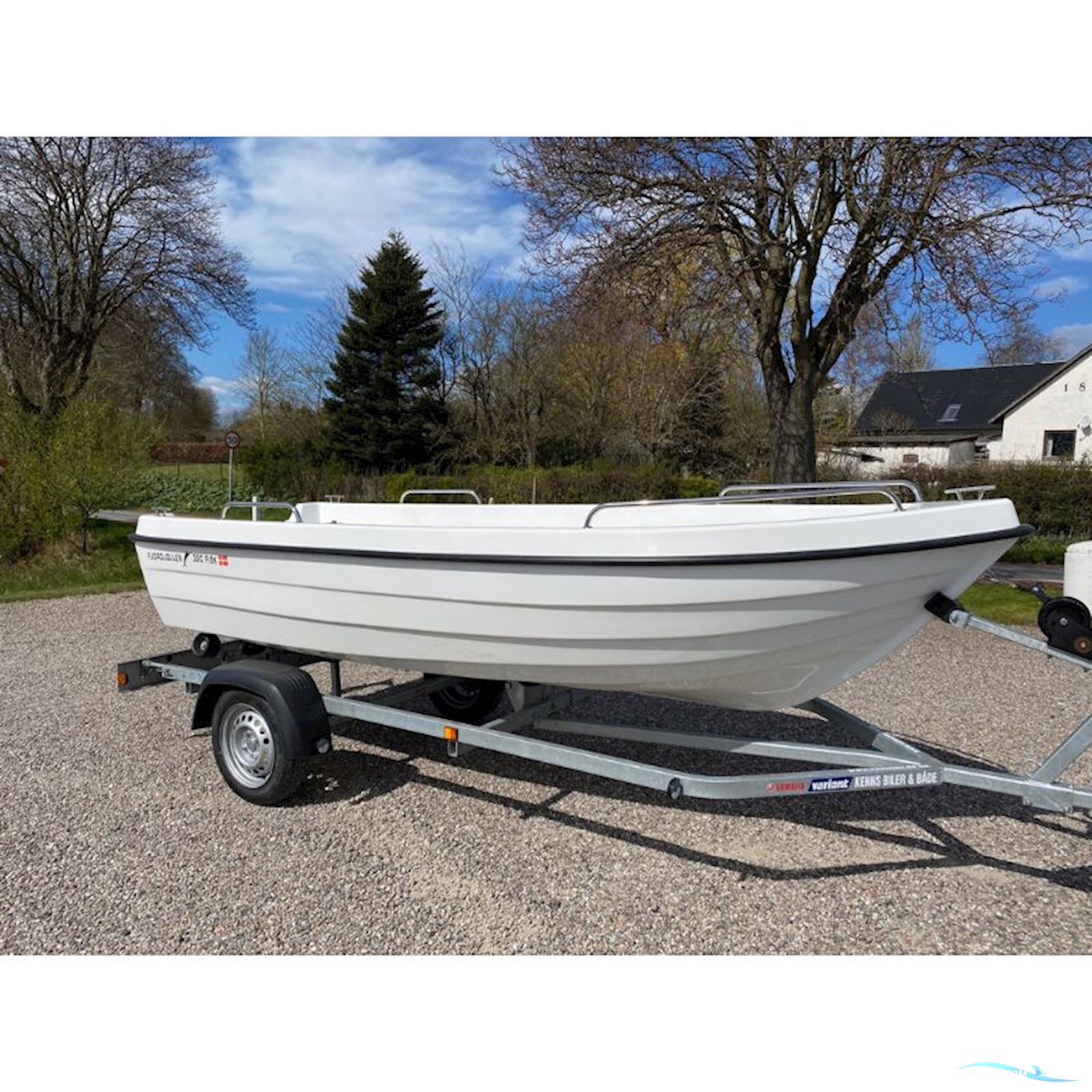 Fjordjollen 390 Fisk - Jolle med F2,5 HK påhængsmotor