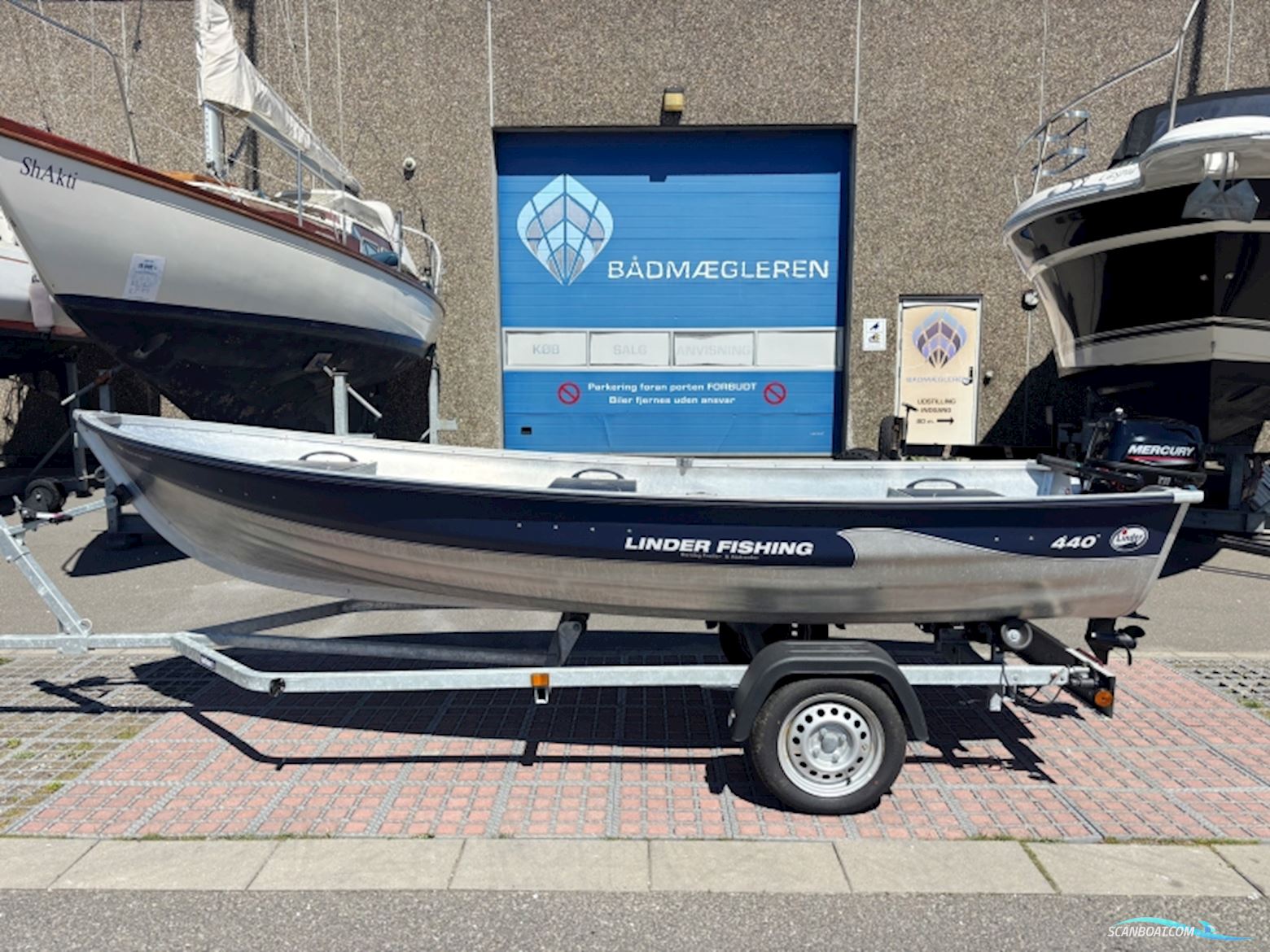 Linder 440 Fishing Dinghy 2021, met Mercury motor, Denemarken