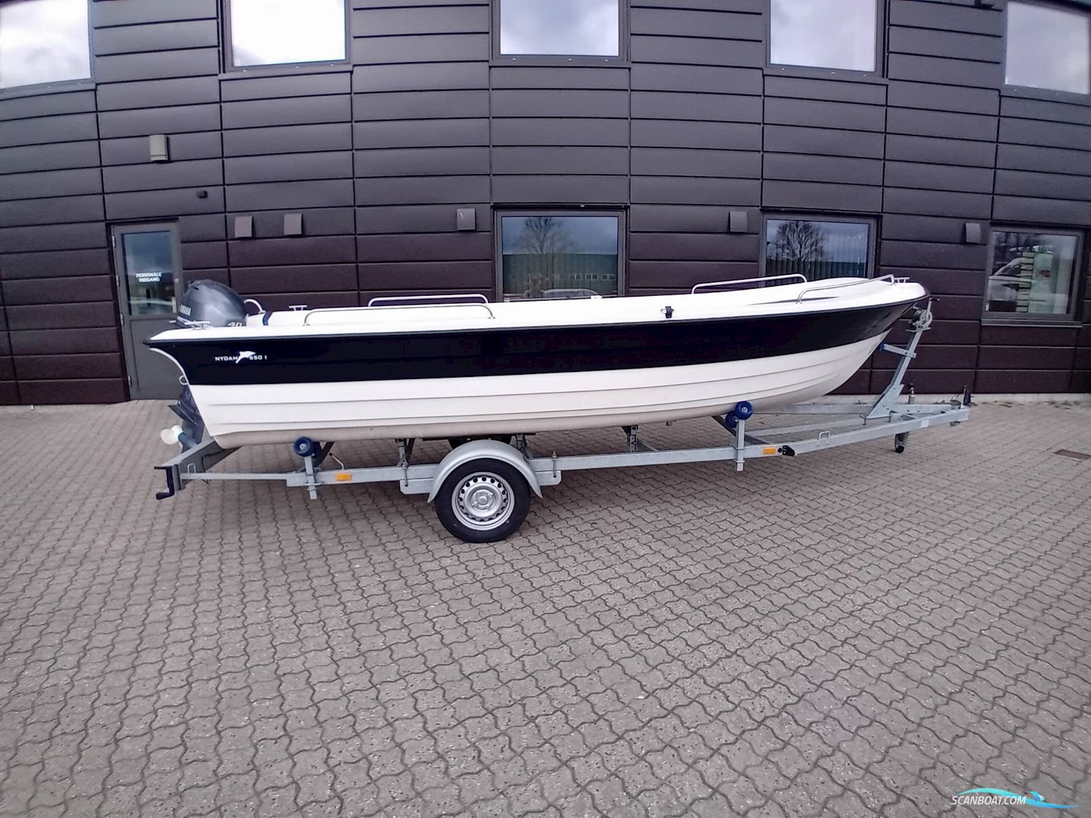 Nydam 550 m/ Yamaha F40