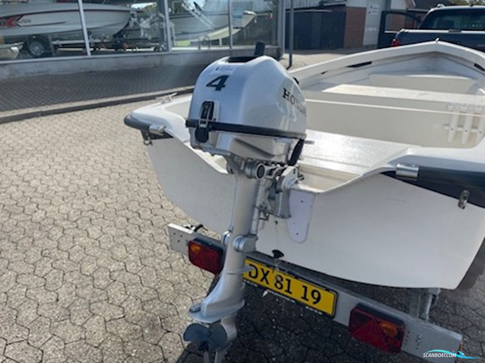 Sea Explore 405 med Honda 4 hk samt trailer