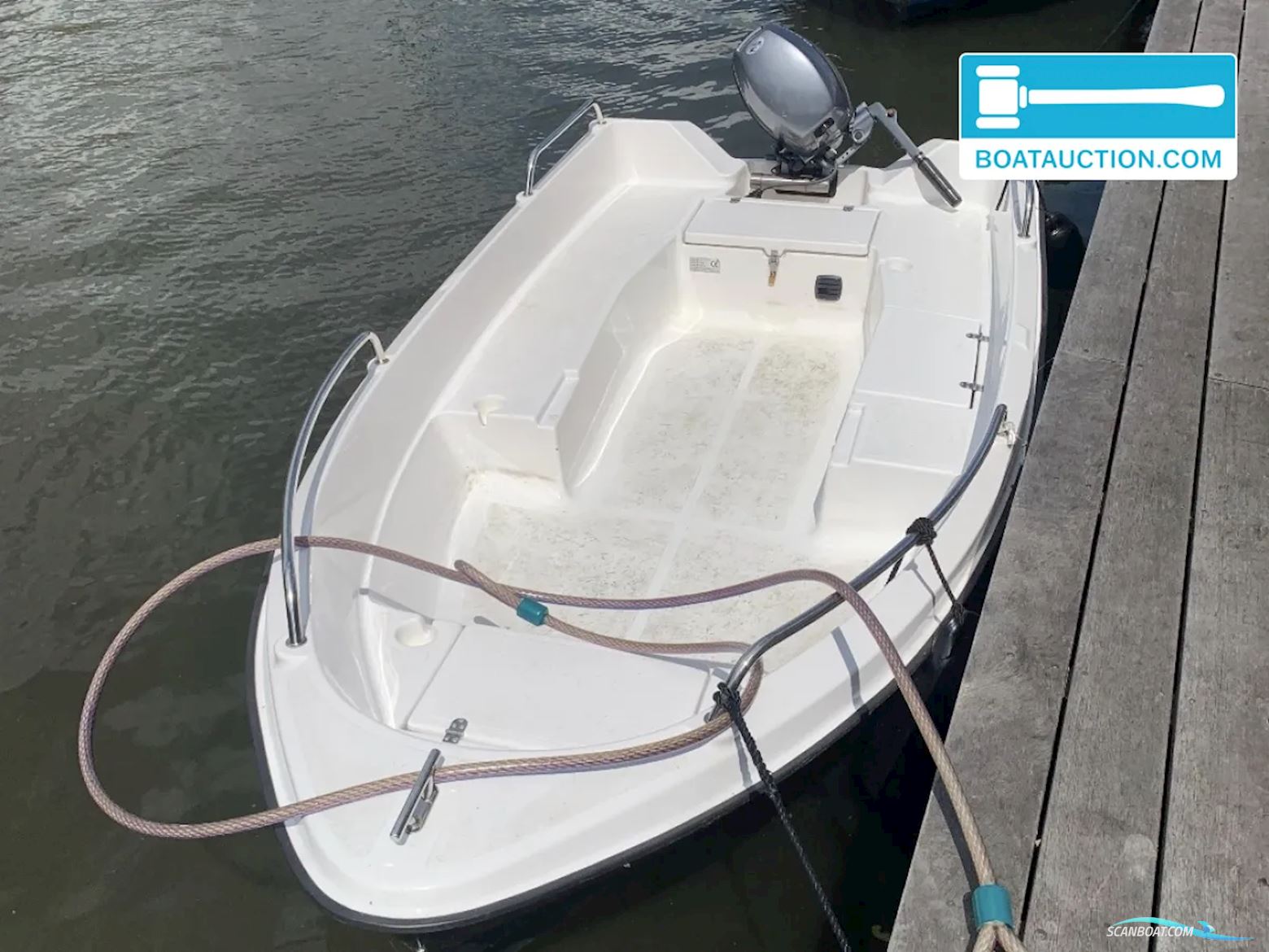 Twins 380 Dinghy 2022, met Yamaha motor, The Netherlands