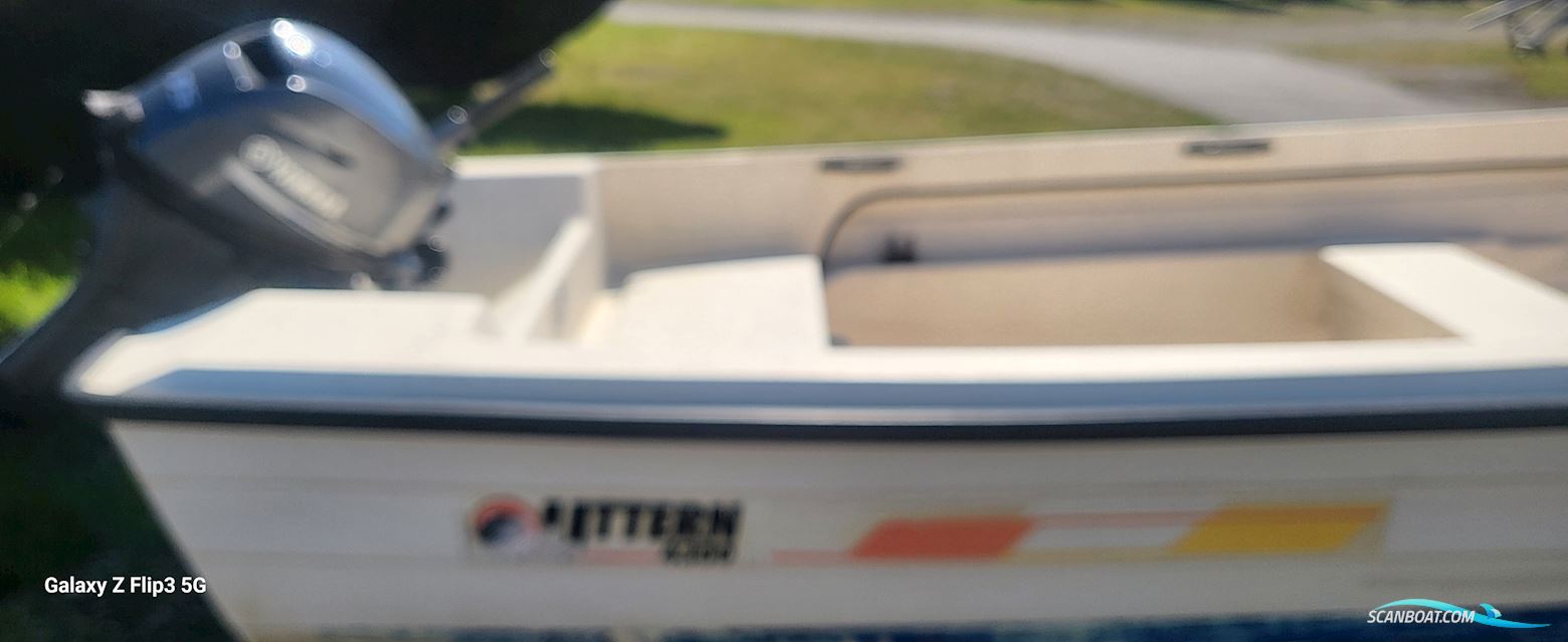 Uttern 4300 Dinghy 2000, Denmark