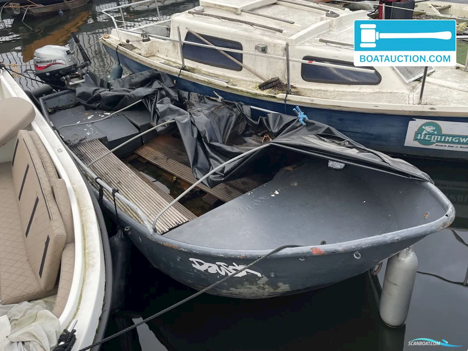 Vlet 380 Dinghy , met Marinier motor, The Netherlands