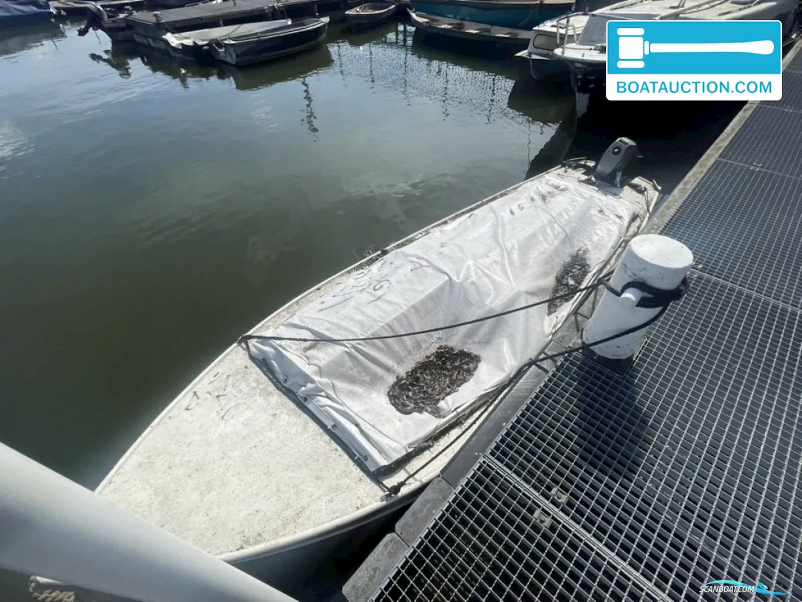 Vlet 500 Dinghy 2024, met Mariner motor, The Netherlands