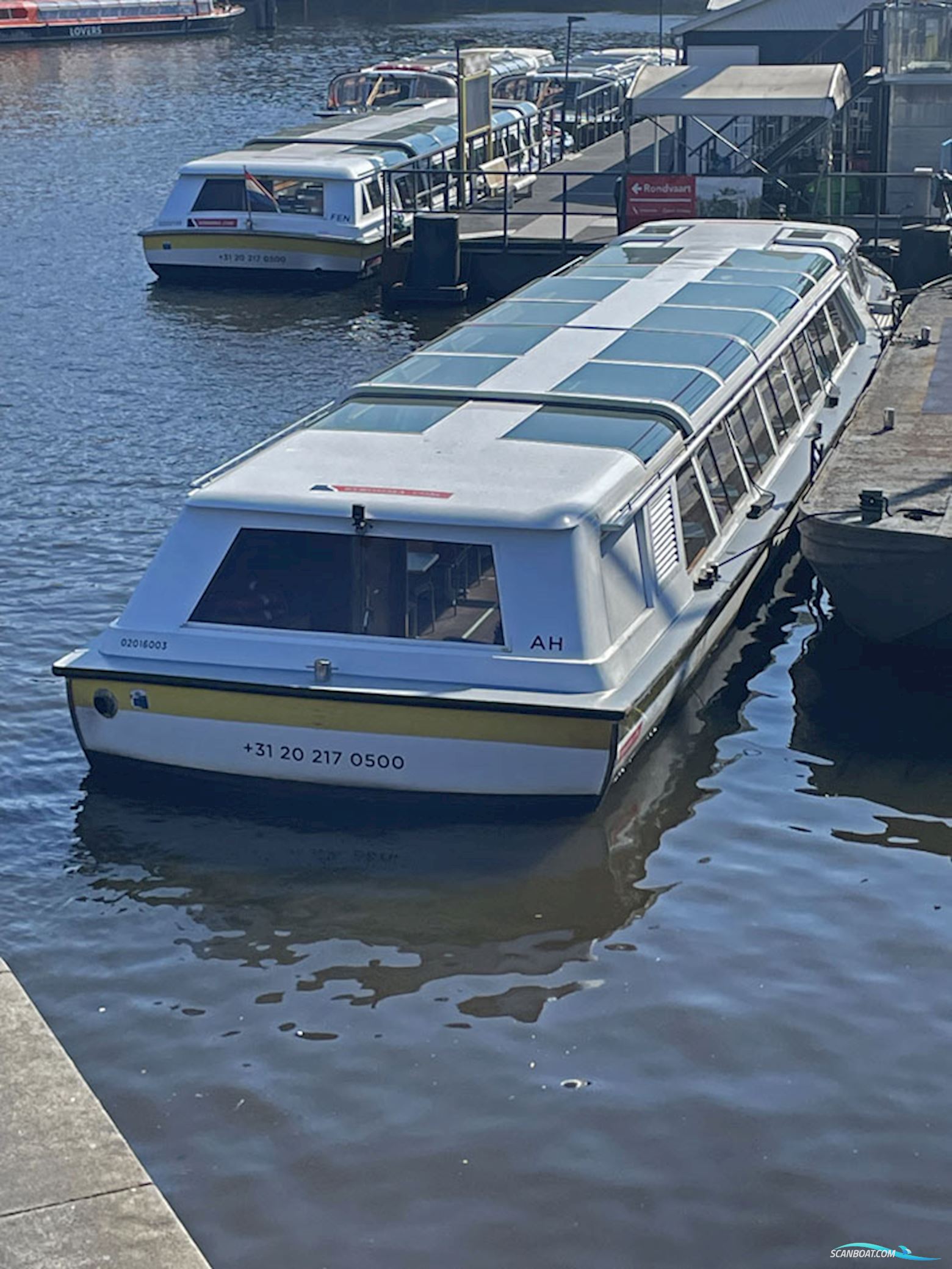 Amsterdamse Grachten Rondvaartboot 21.80 21.80