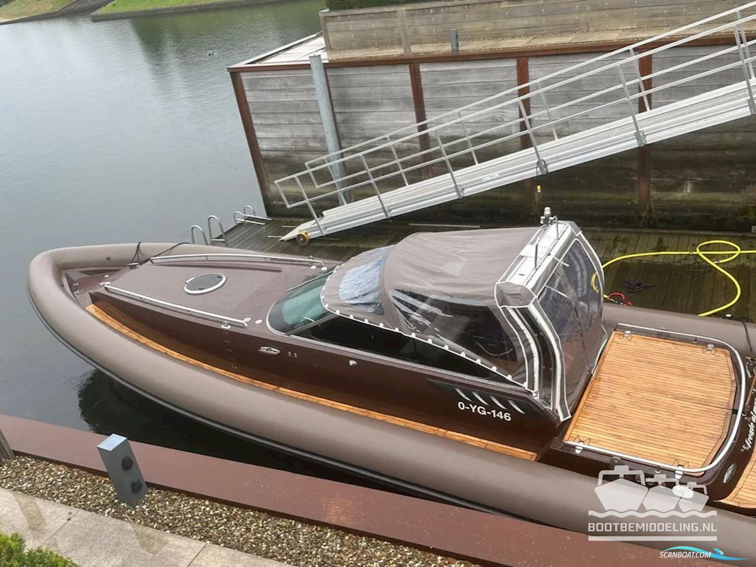 Arctic Blue 35 Cabin