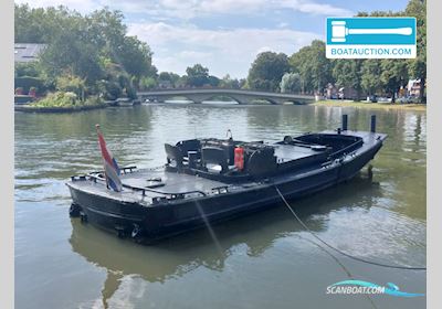 Beb Duwboot Ex beroepsschepen 1960, met Detroit Diesel motor, The Netherlands