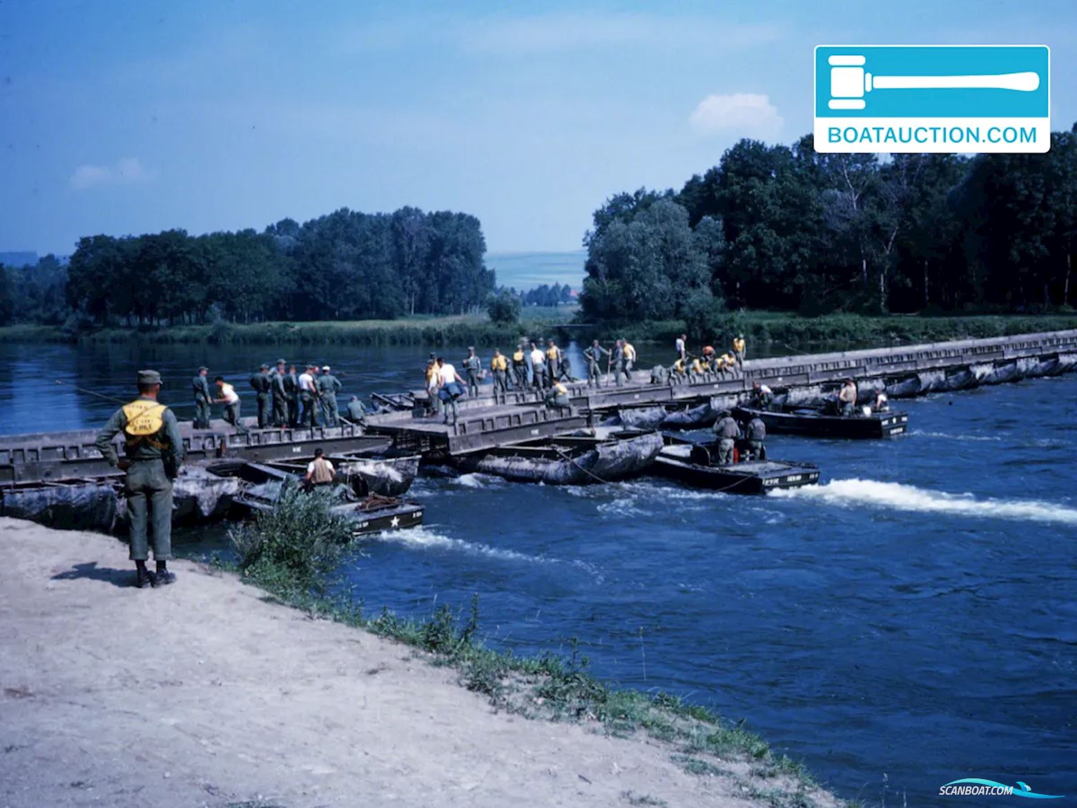 Bridge Erection Boat D27