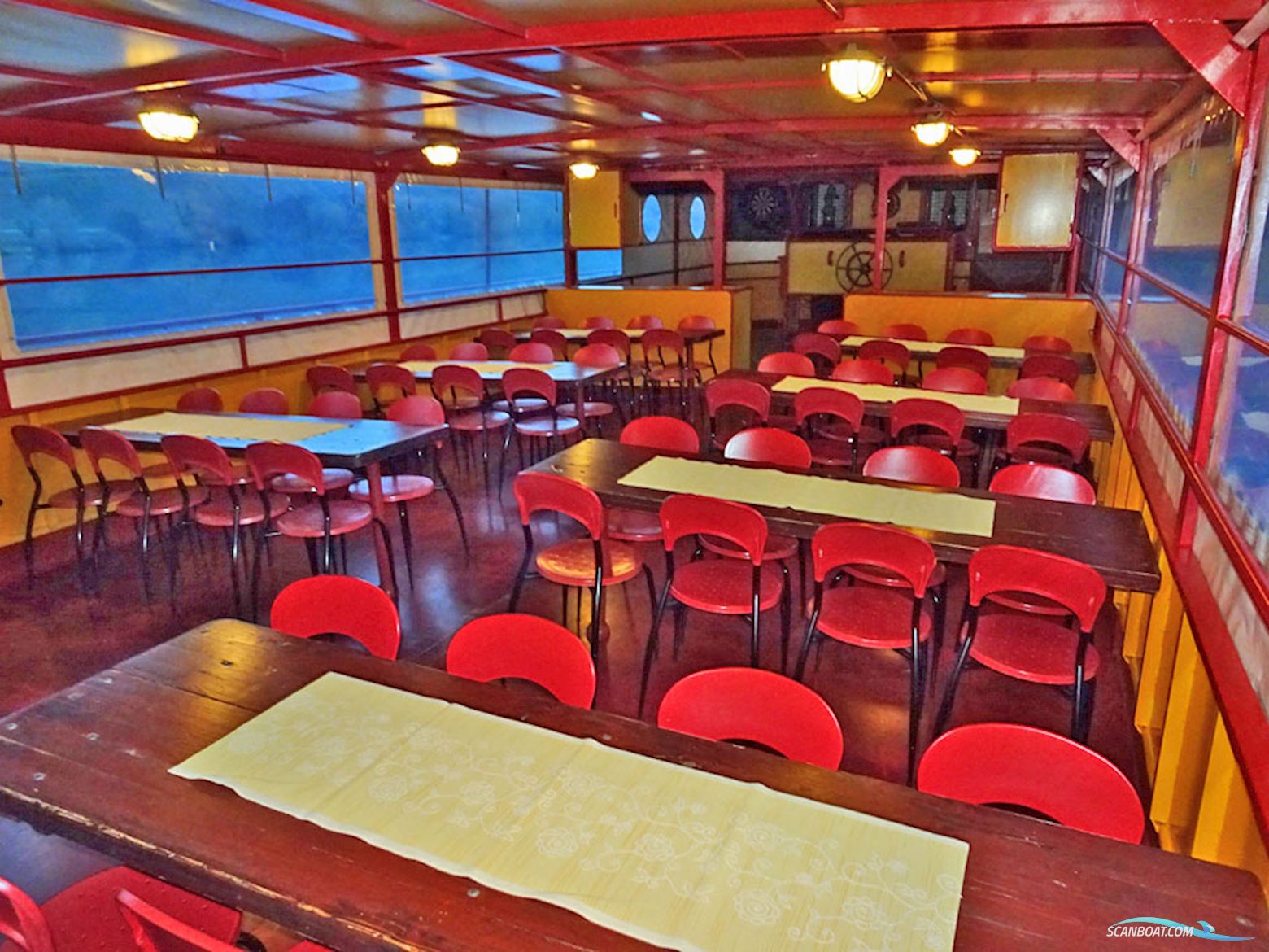 Dagpassagiersschip 200 pers