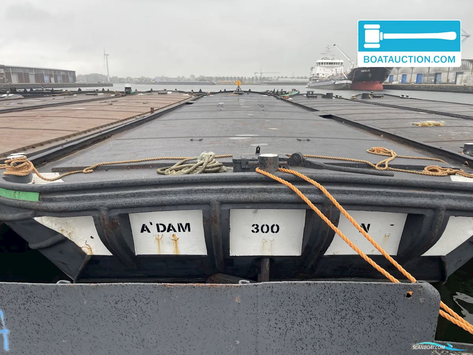 Dekschuit 300