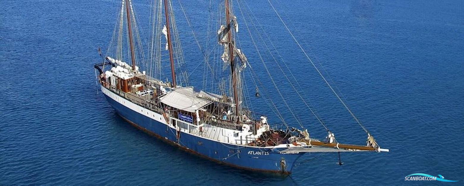 Schooner Three Mast Barquentine