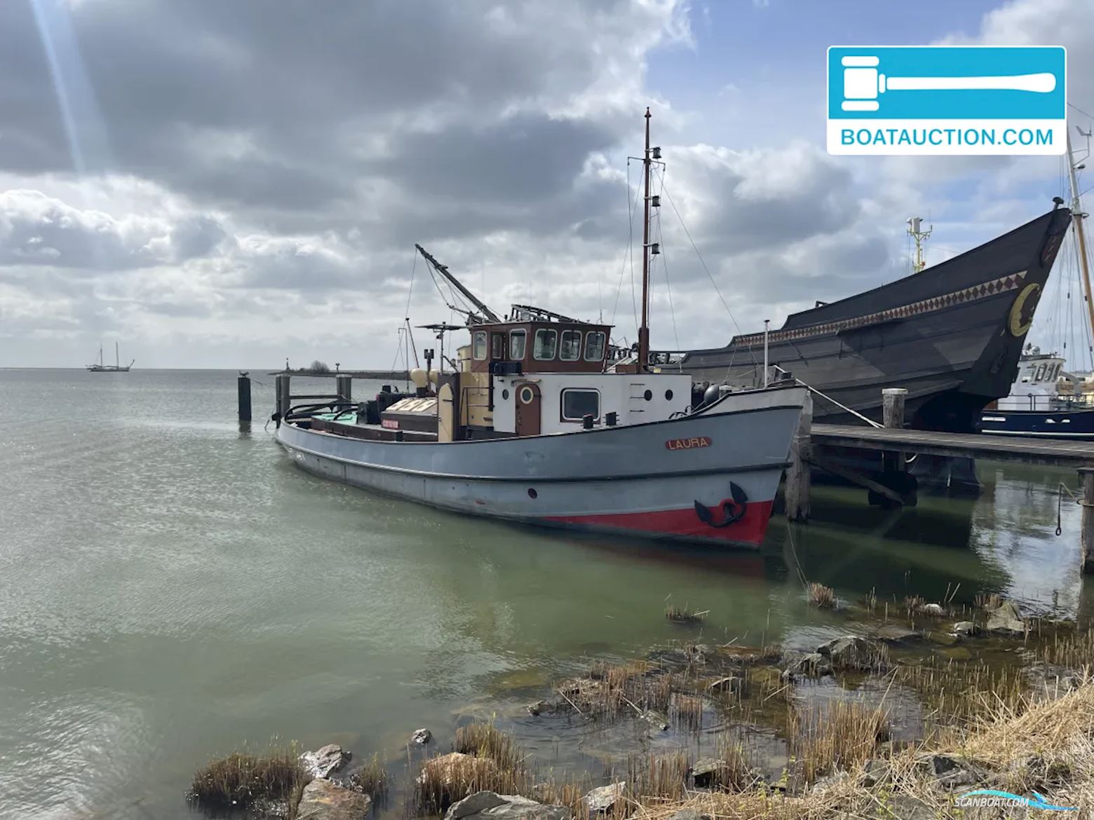 Sleepboot 2200 Ex beroepsschepen 1952, met Deutz motor, The Netherlands